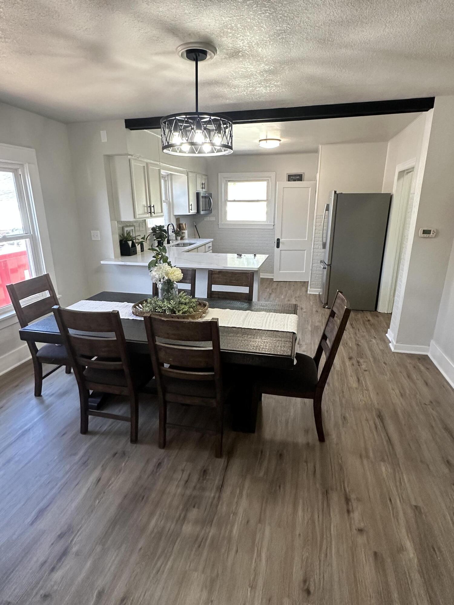 2710 Geneva St, Racine