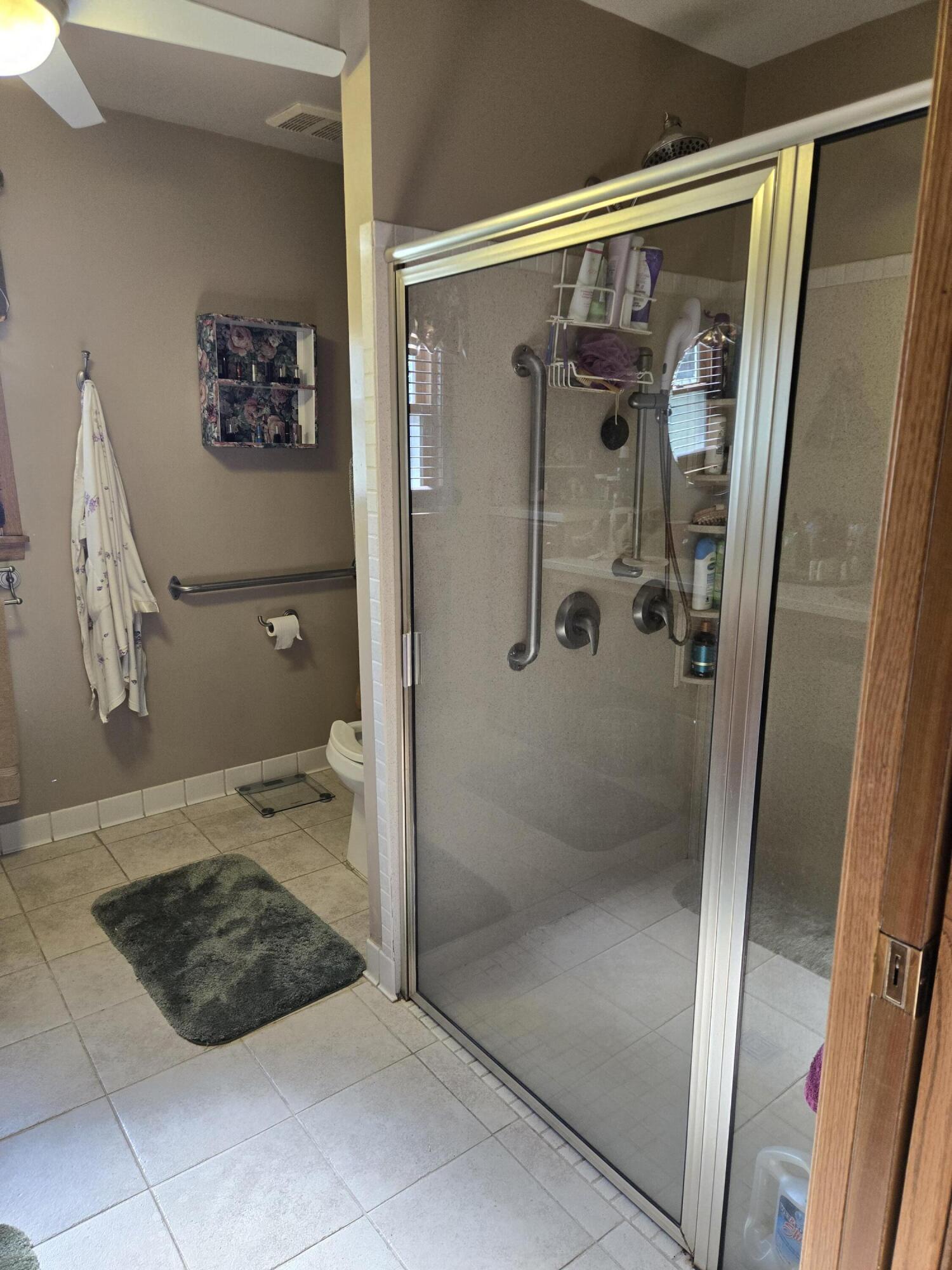170 Westminster Sq, Racine