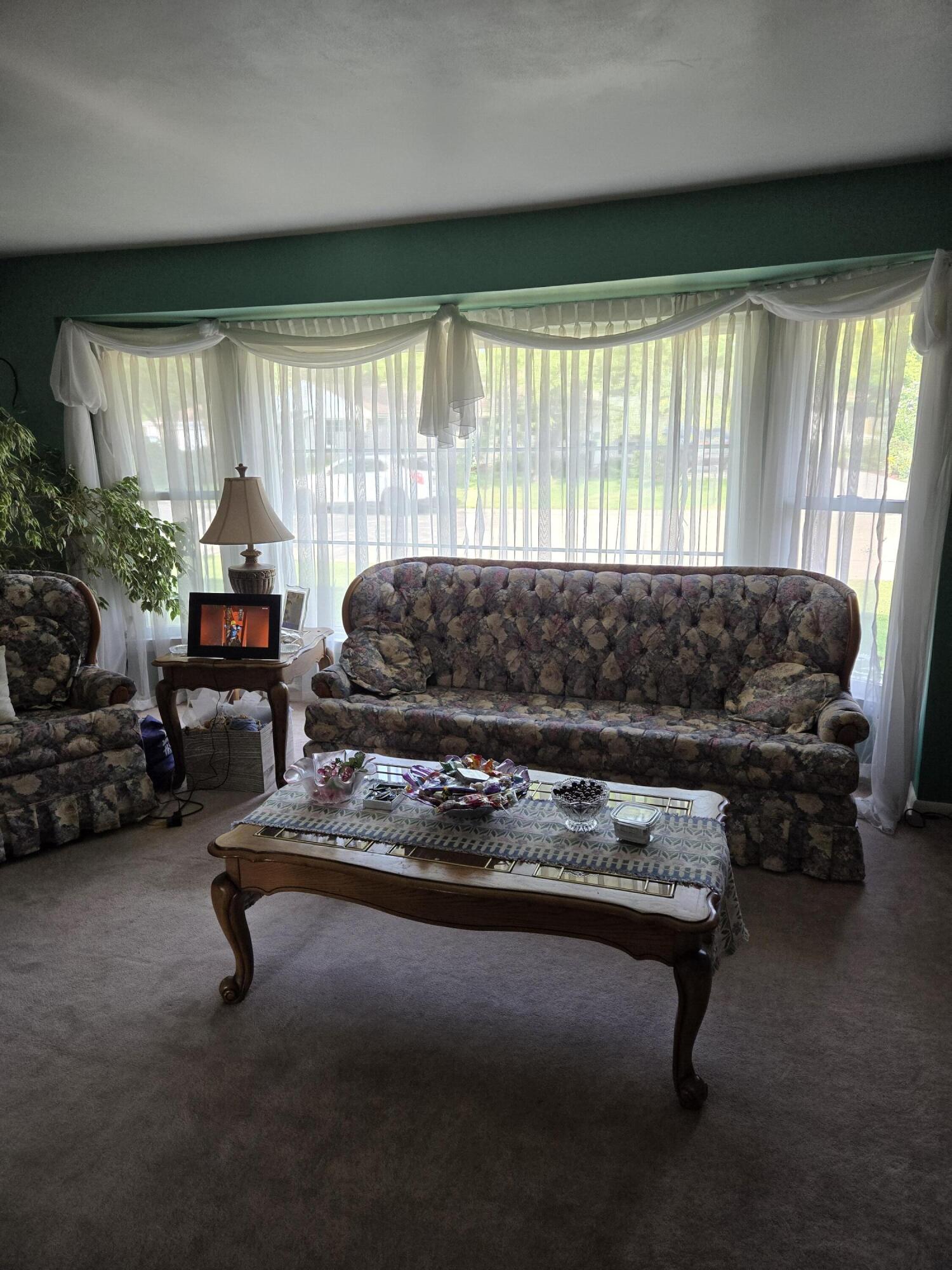 170 Westminster Sq, Racine