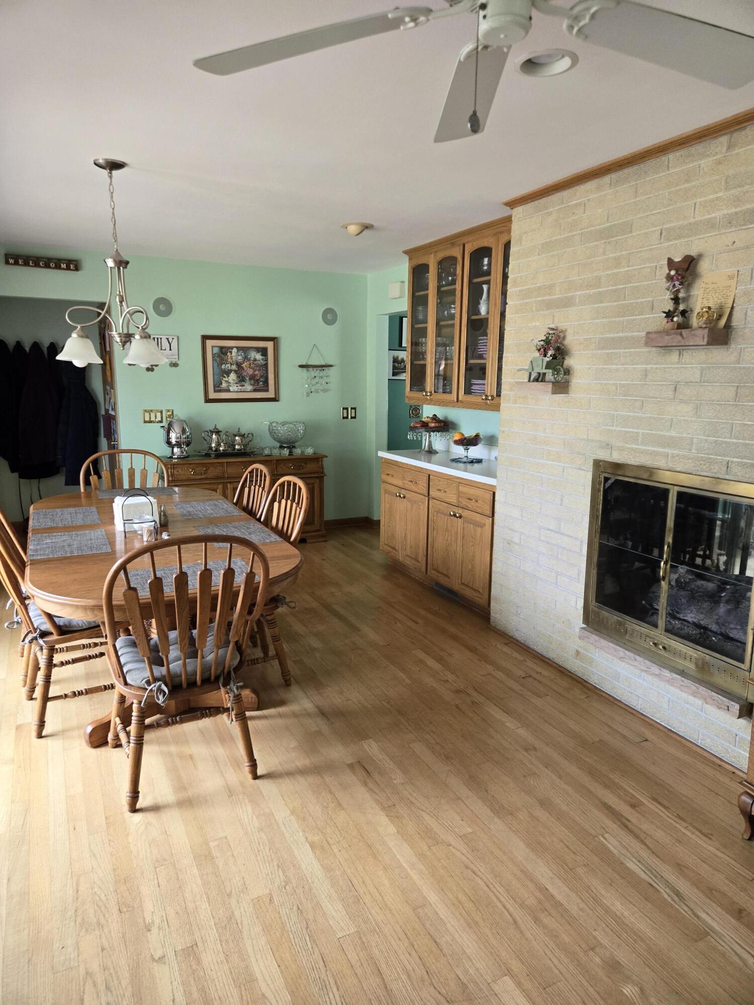 170 Westminster Sq, Racine