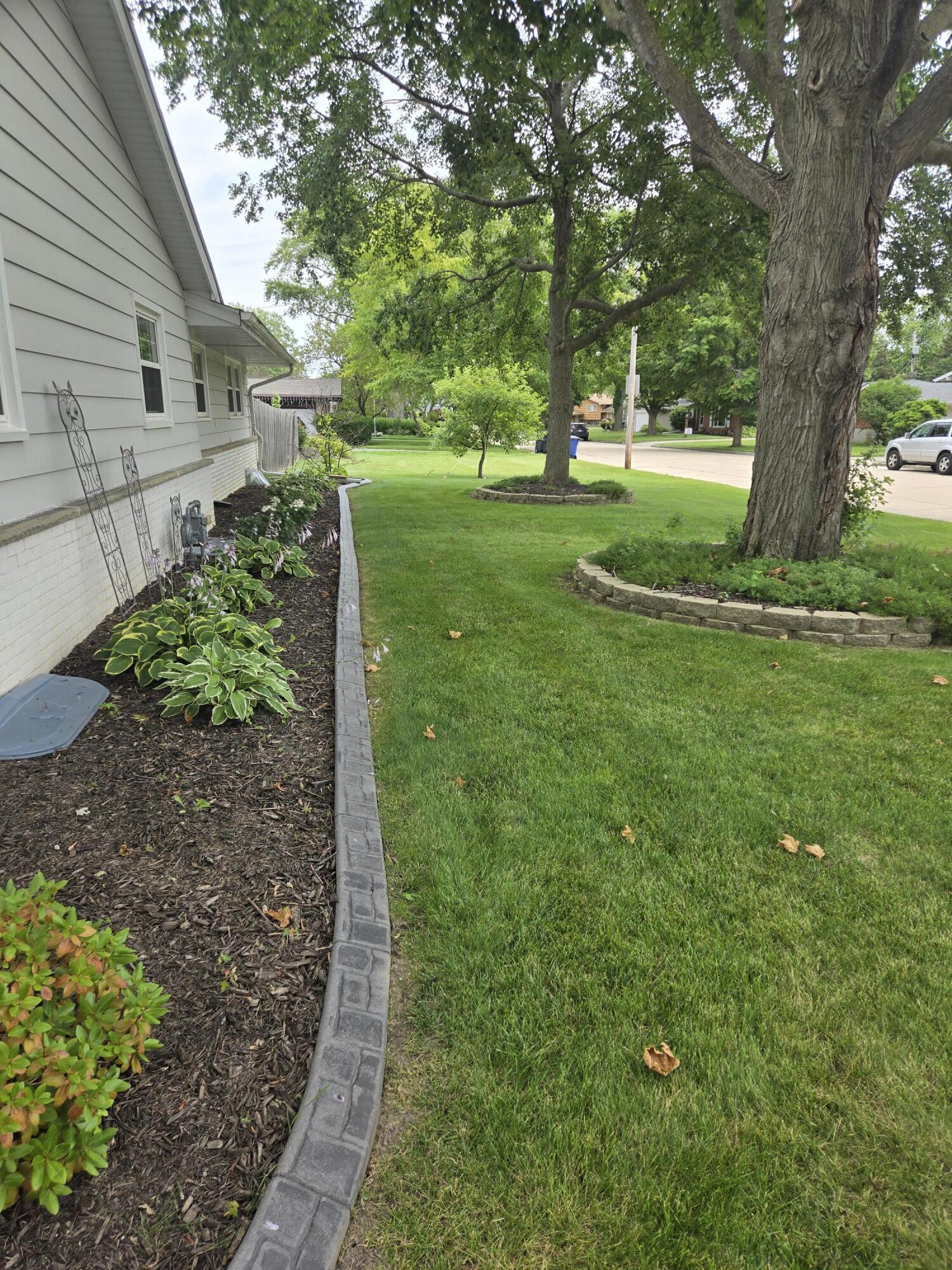 170 Westminster Sq, Racine