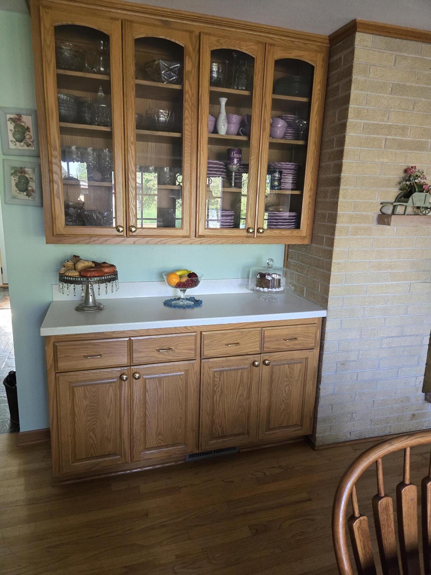 170 Westminster Sq, Racine