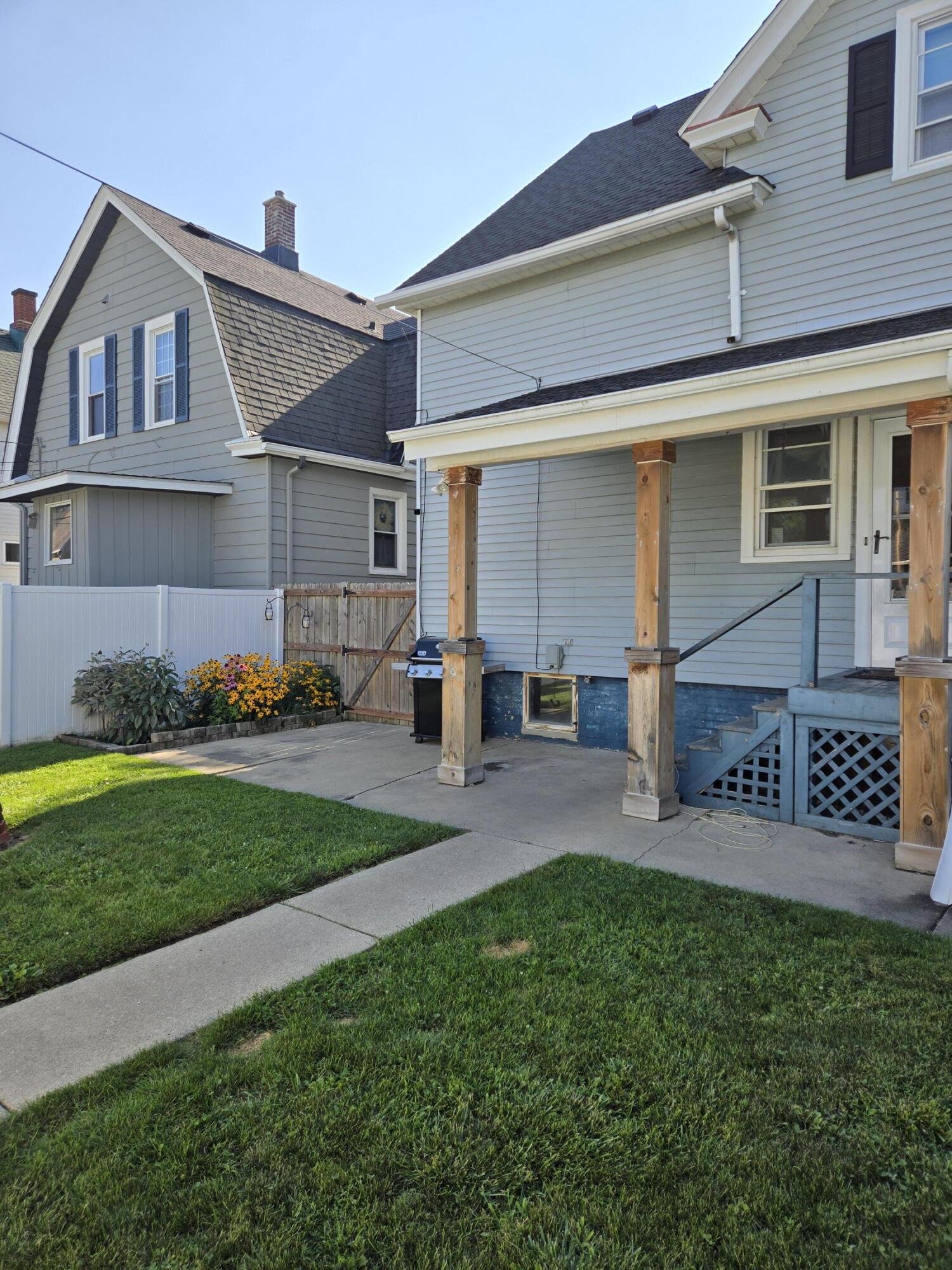 1363 Deane Blvd, Racine