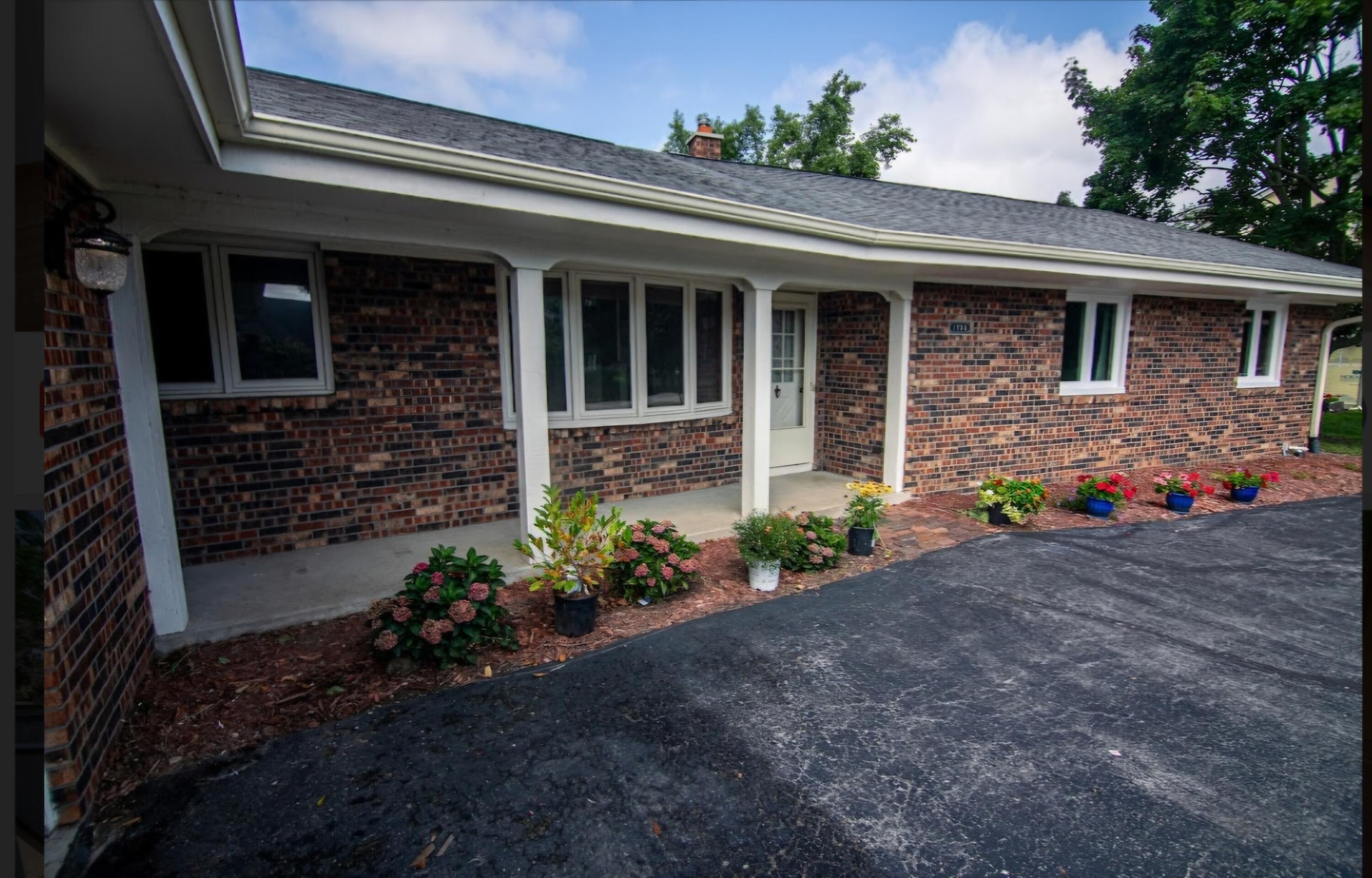 1738 Patriot Way