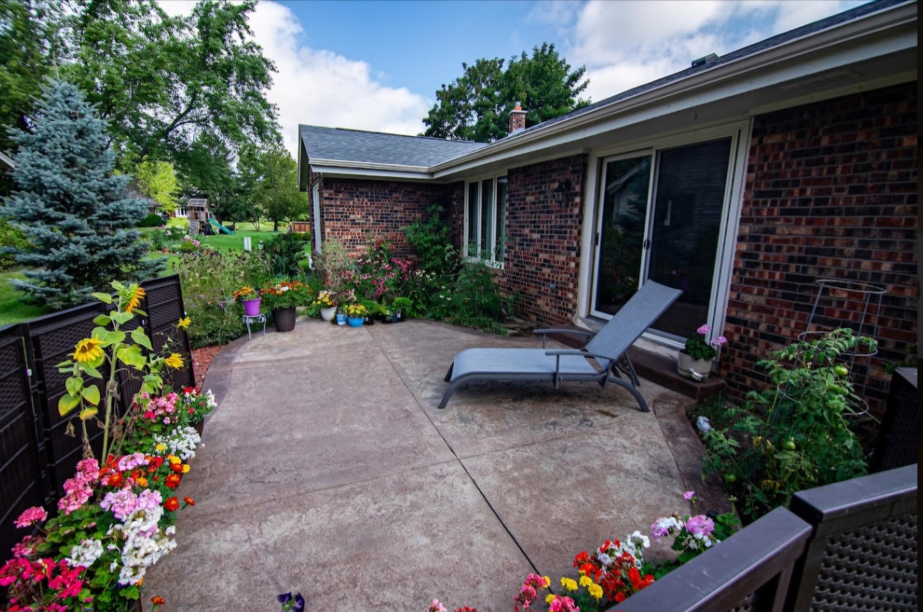 1738 Patriot Way