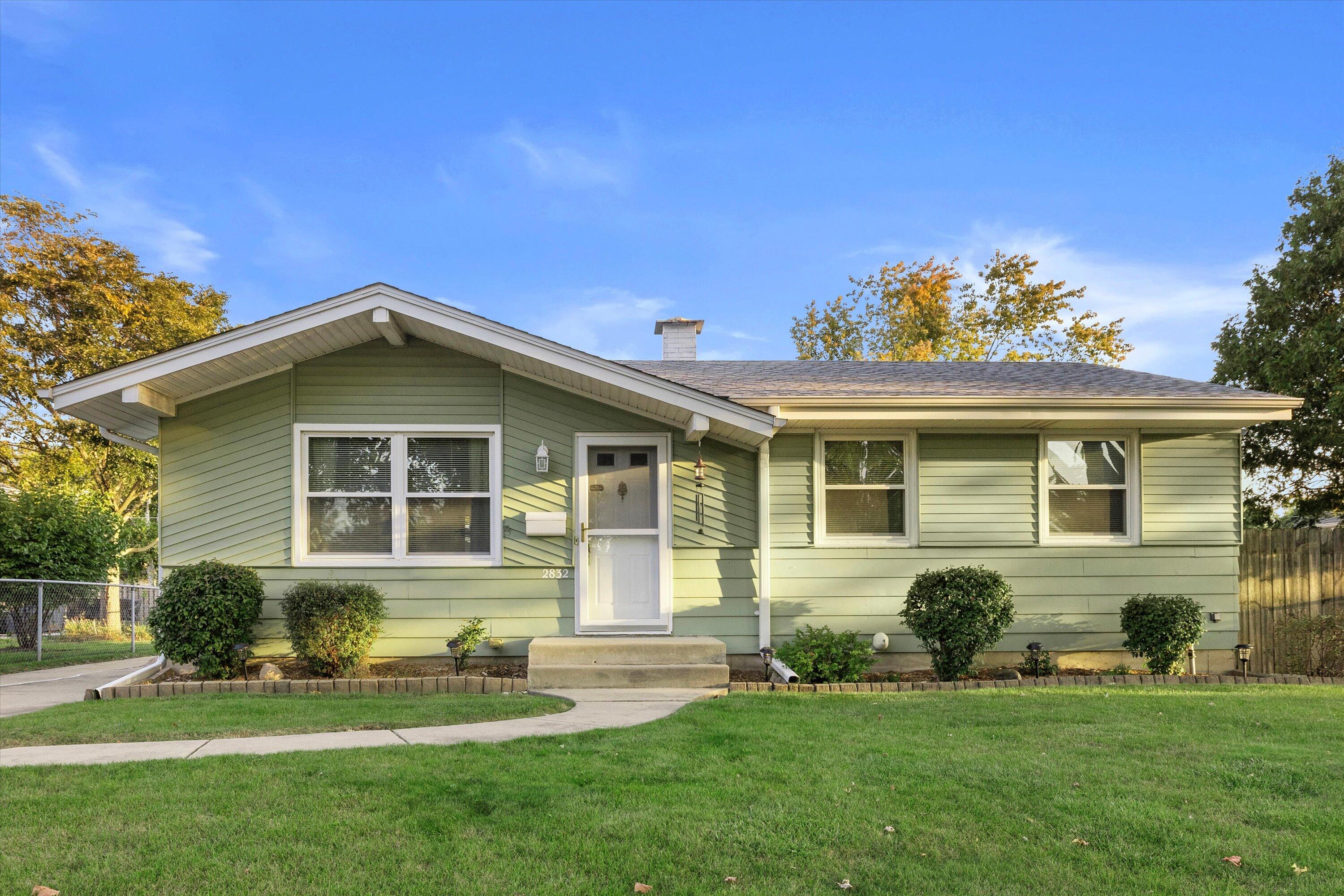 2832 Norwood Dr, Racine