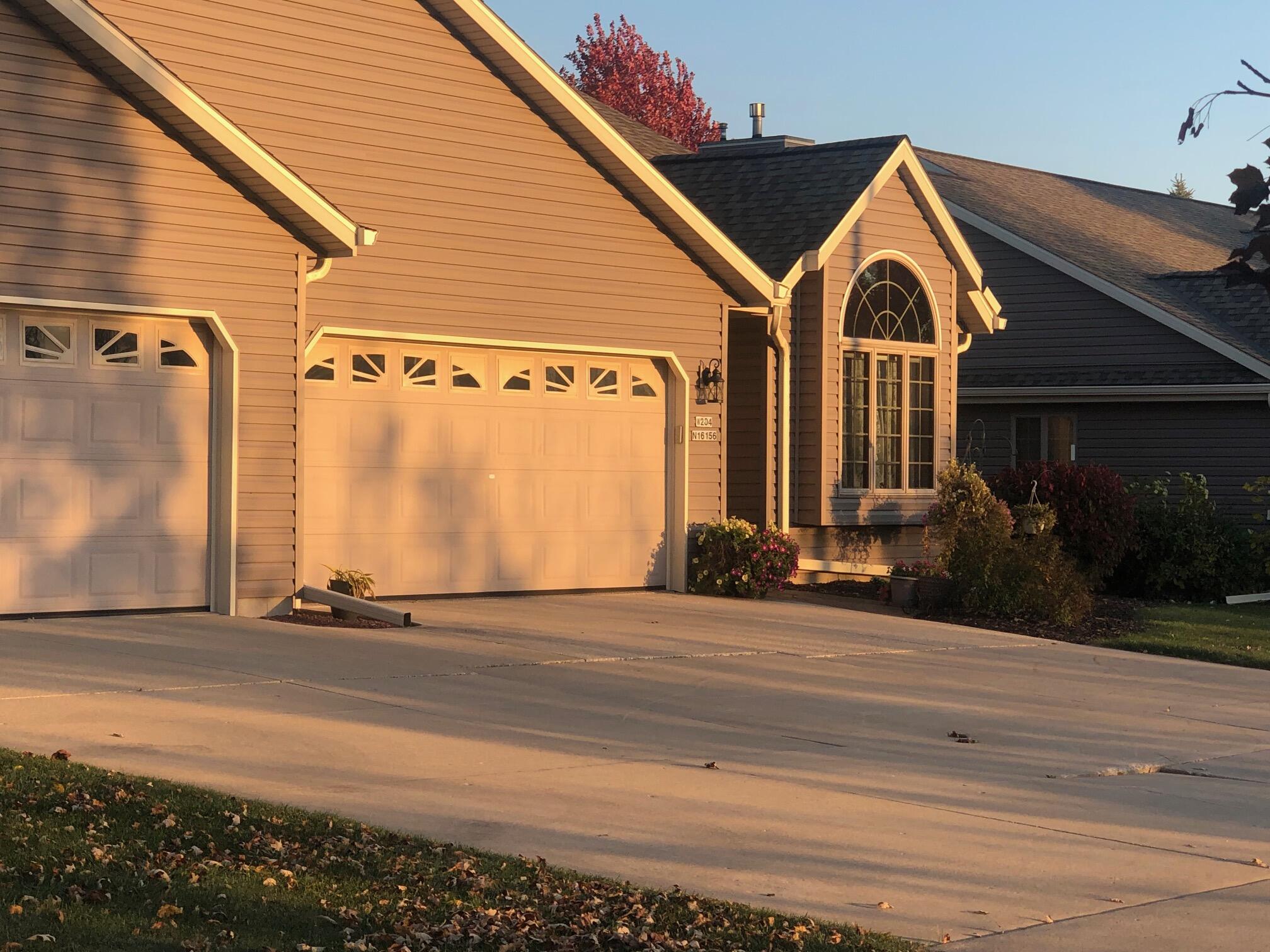 W204N16172 Jackson Dr, Jackson
