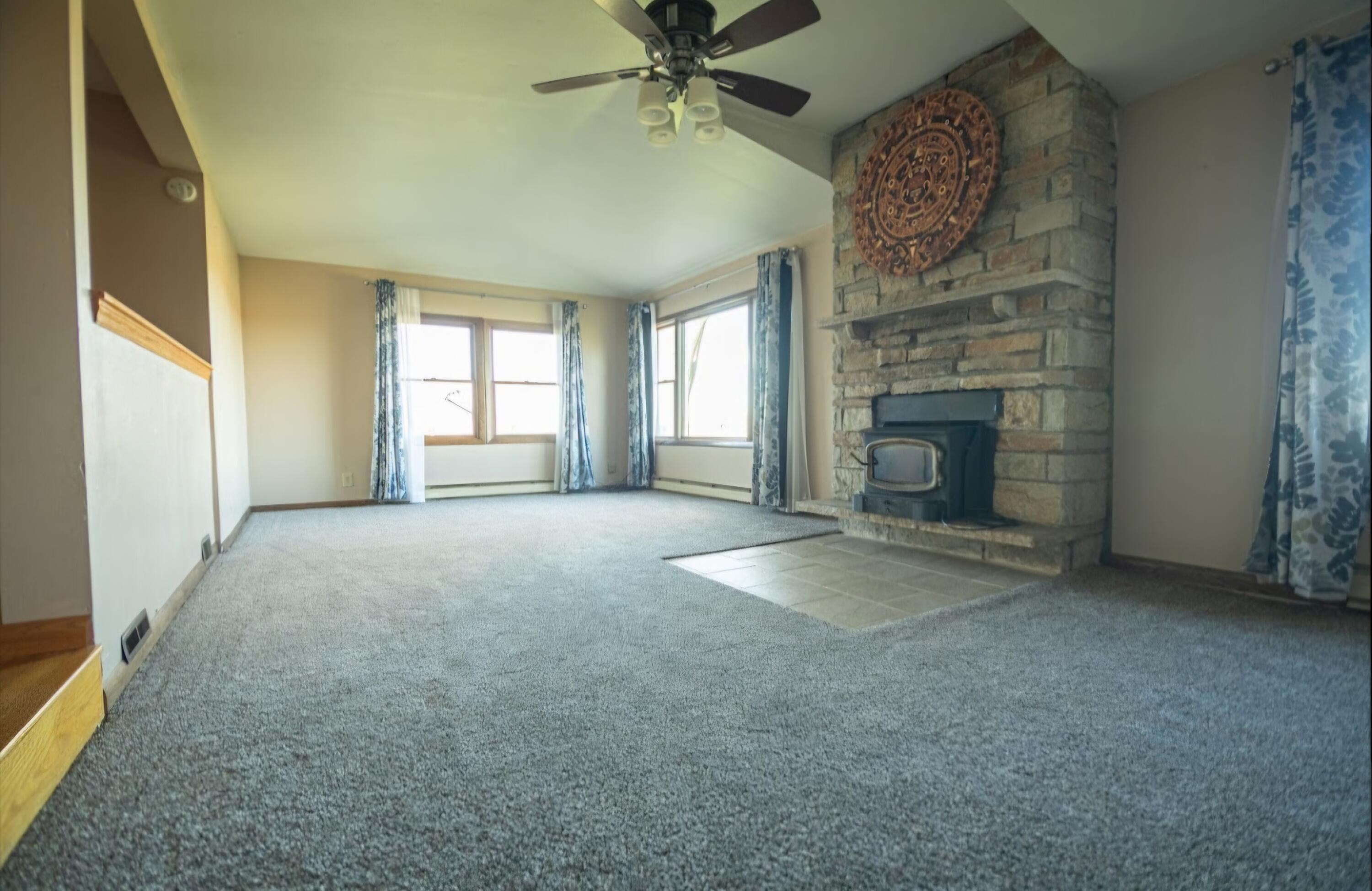 4183 County Highway K -, Raymond
