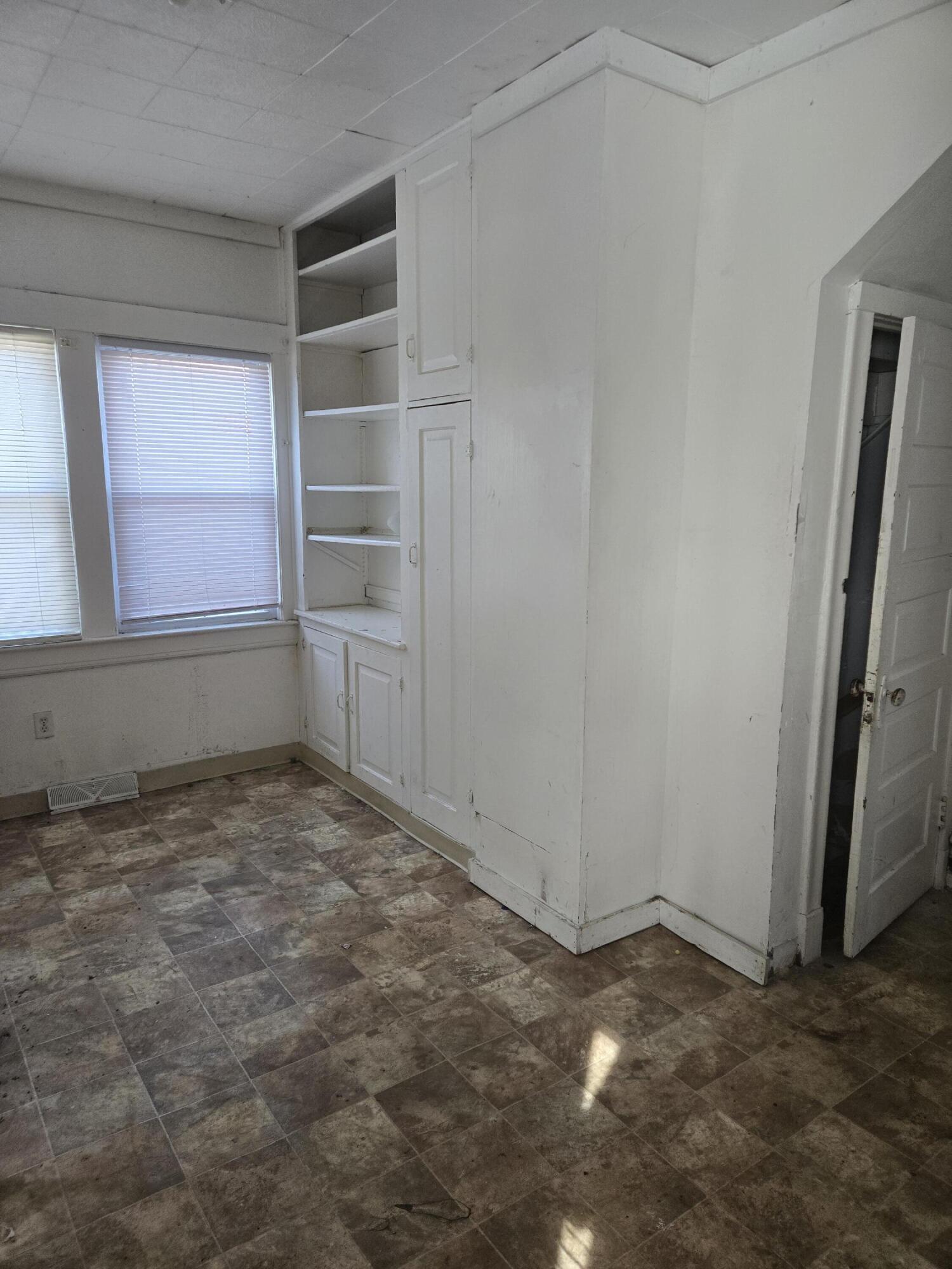 1638 Taylor Ave, Racine