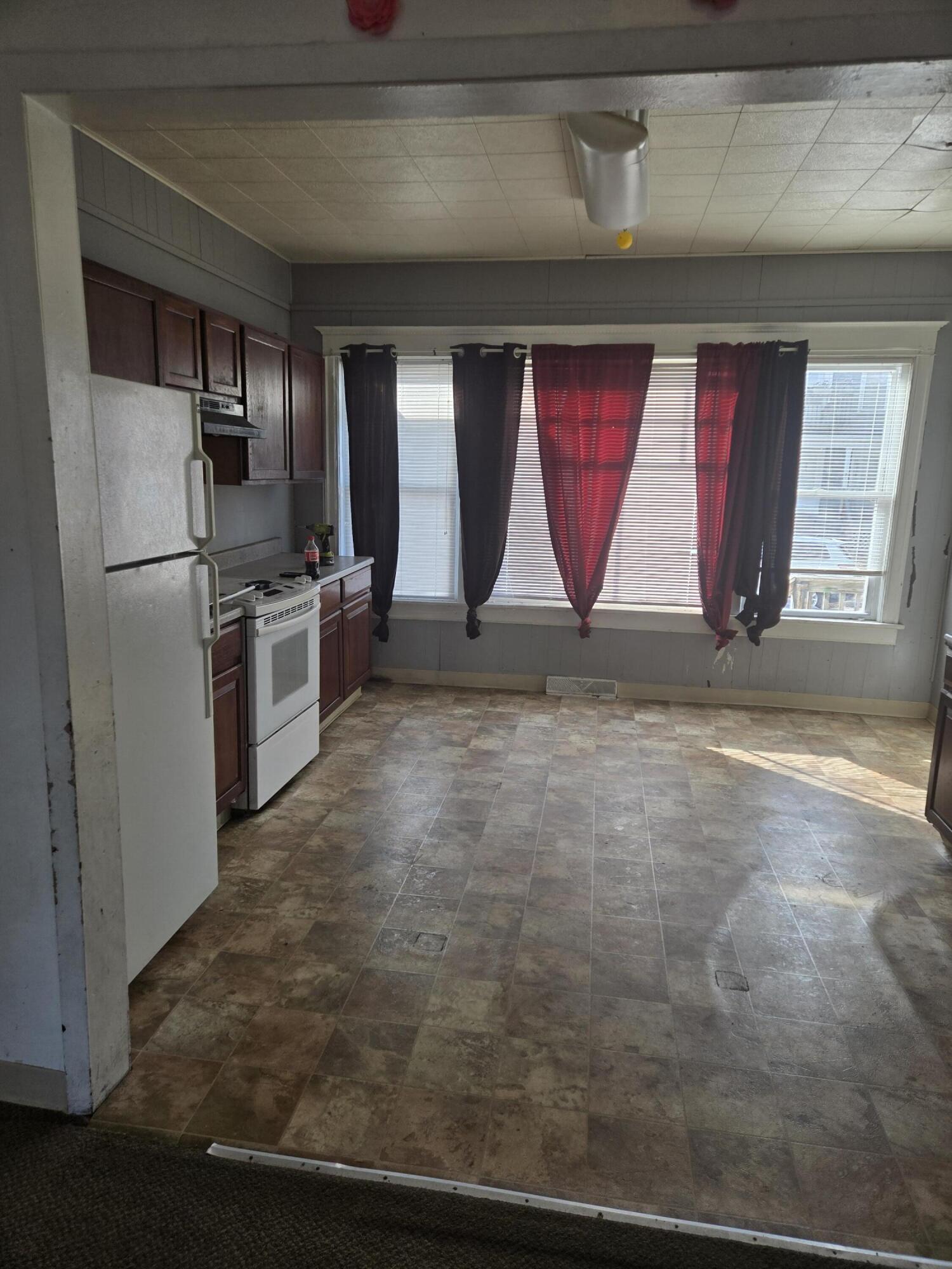 1638 Taylor Ave, Racine