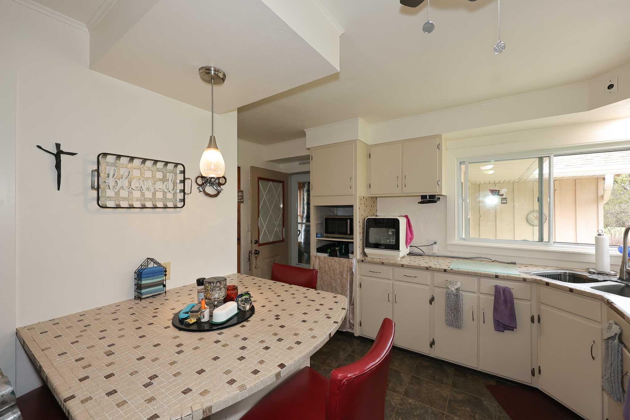 W243S7770 Evergreen Dr, Vernon