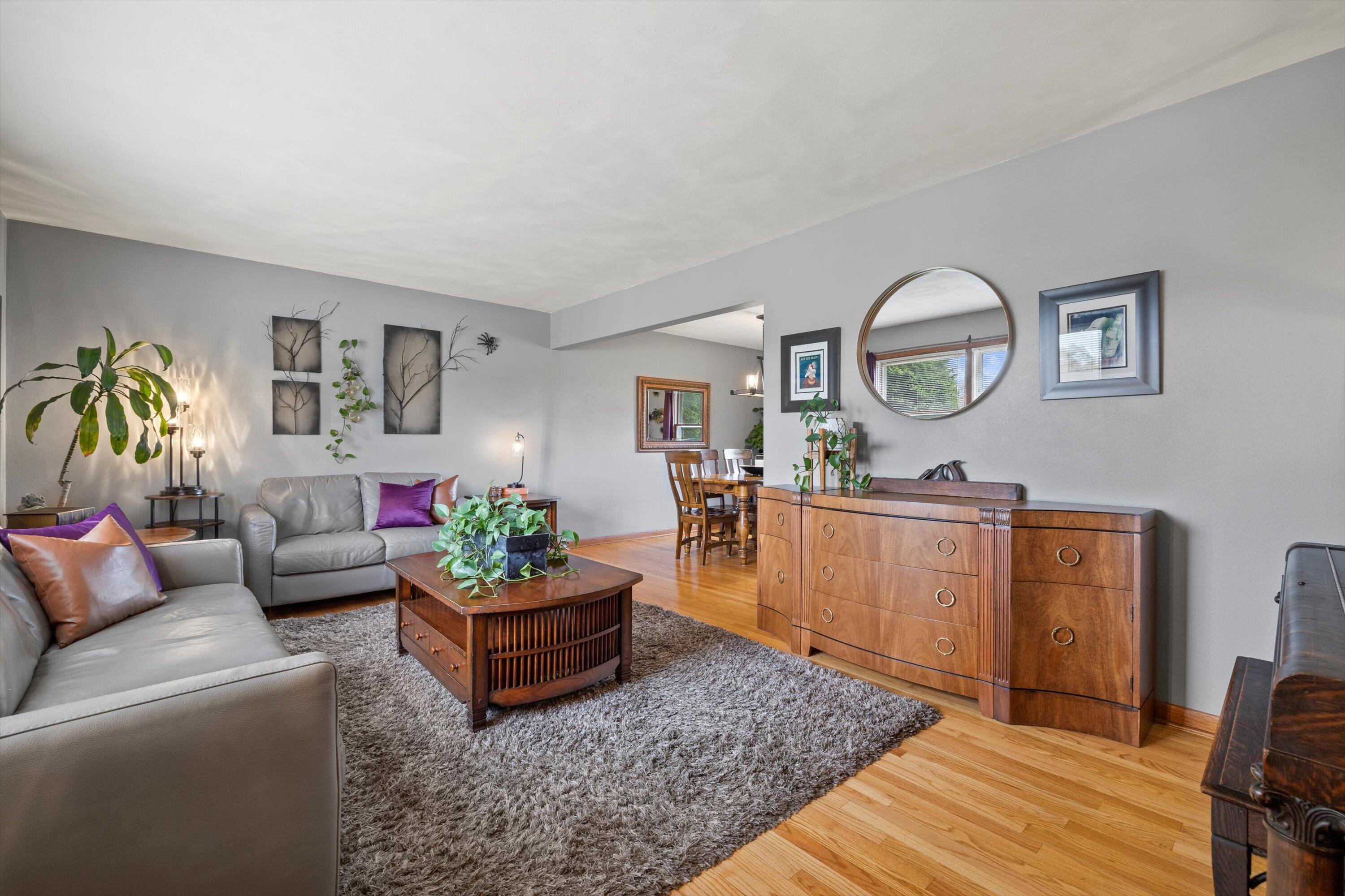 3433 Indiana St, Racine