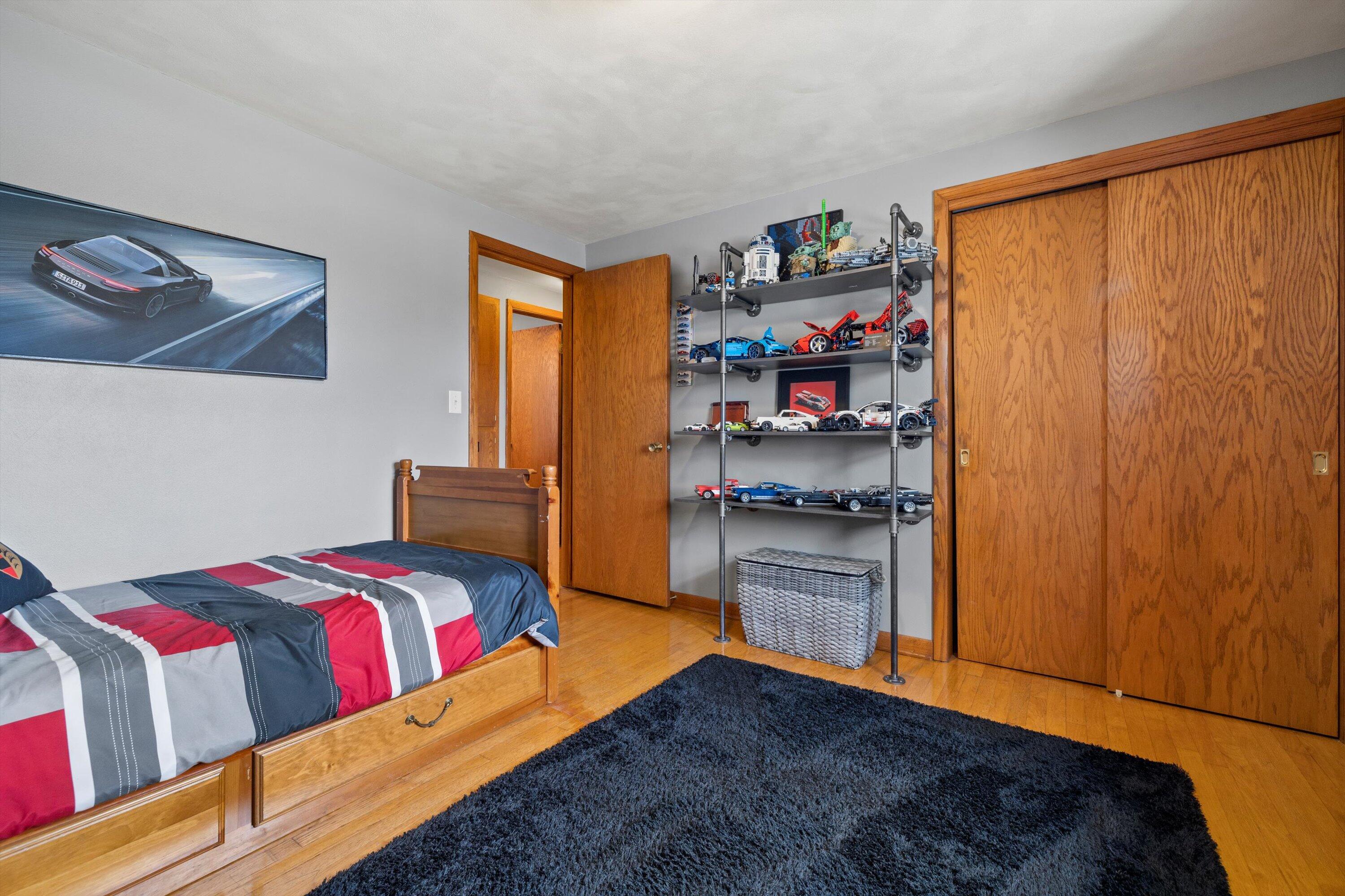 3433 Indiana St, Racine
