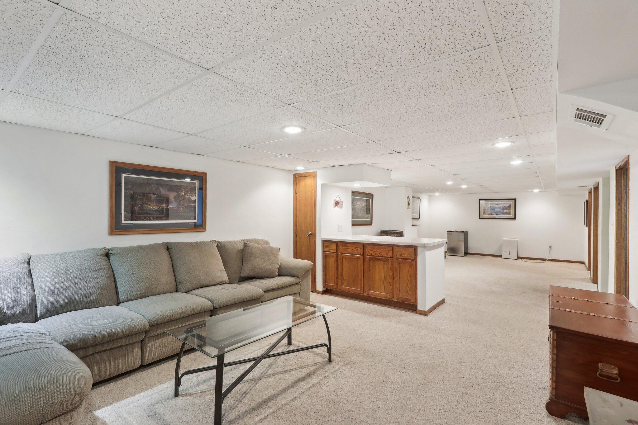 1101 Sheraton Dr, Racine