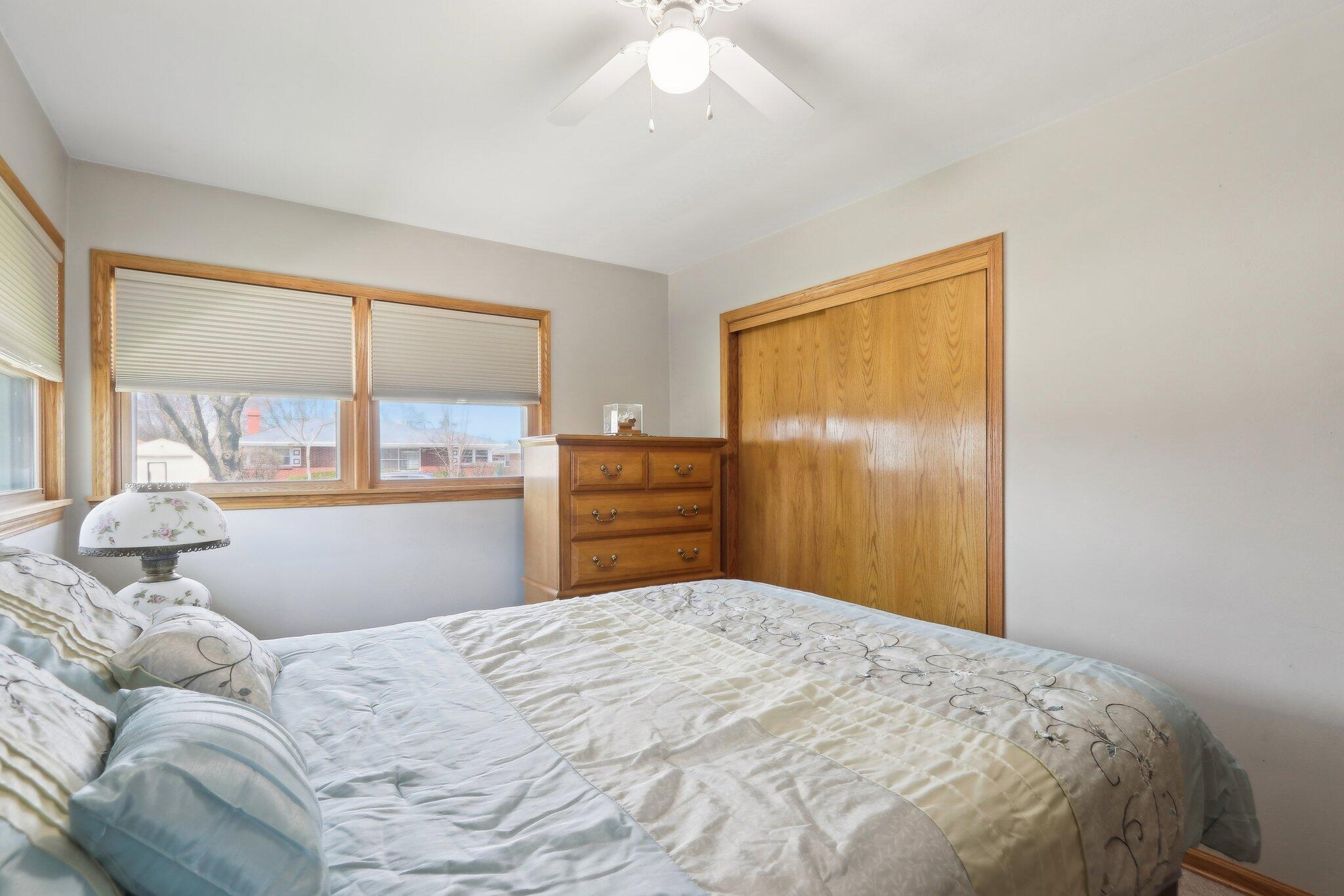 1101 Sheraton Dr, Racine