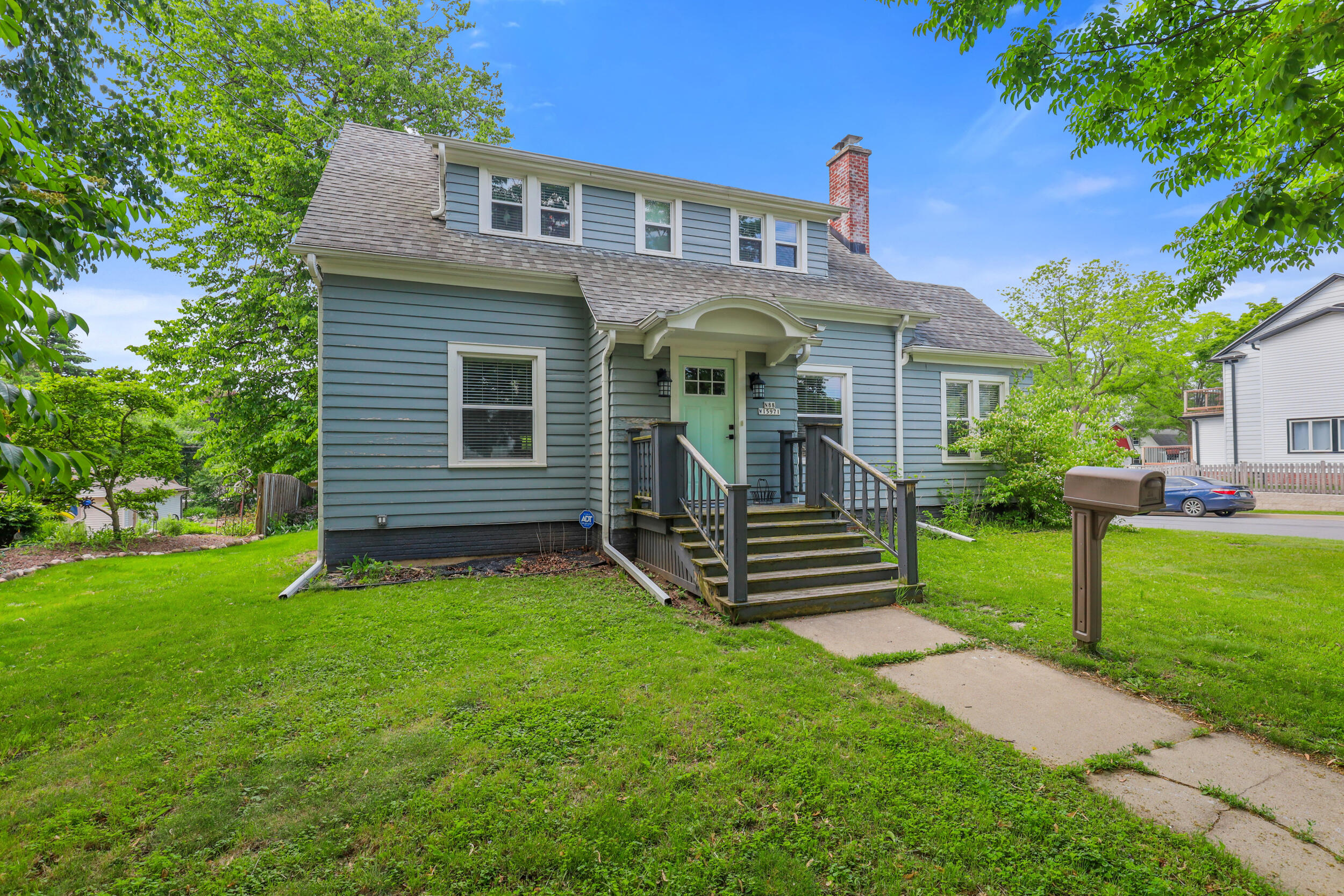 N88W15971 Park Blvd, Menomonee Falls