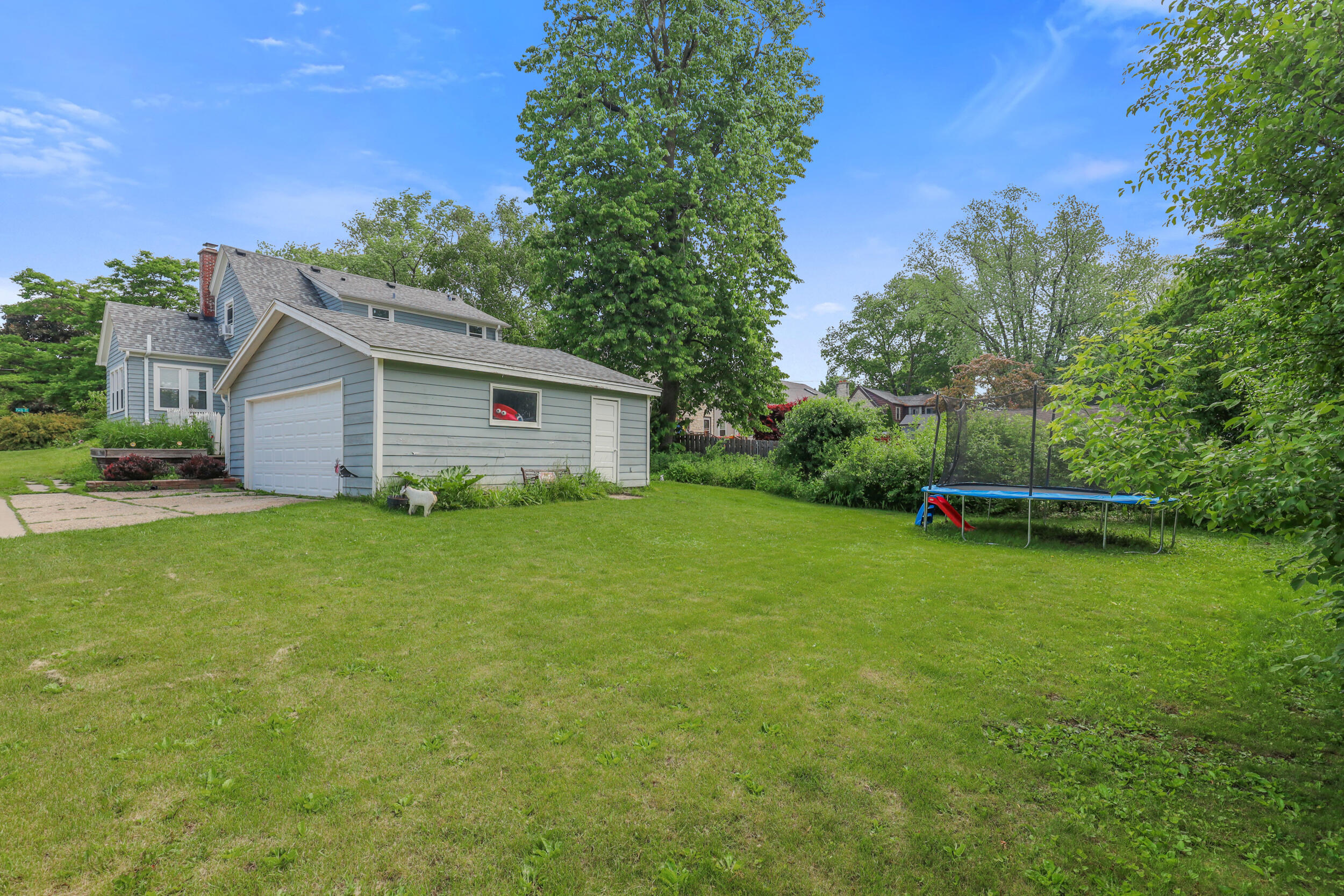N88W15971 Park Blvd, Menomonee Falls
