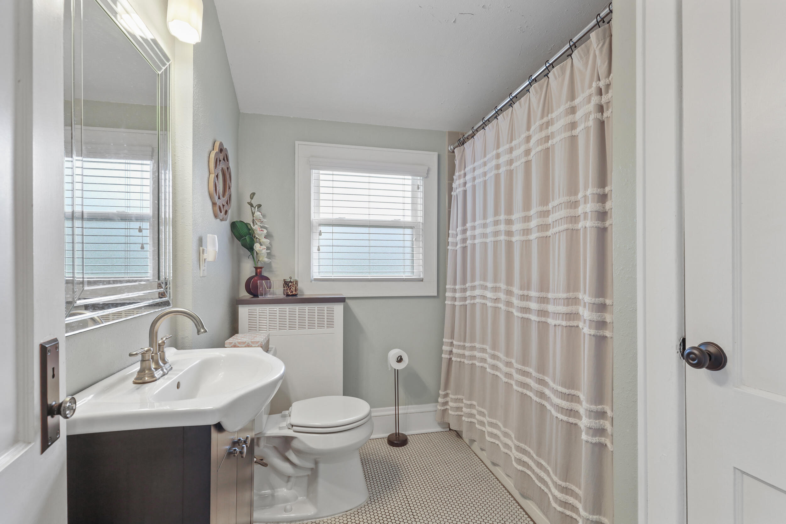 N88W15971 Park Blvd, Menomonee Falls