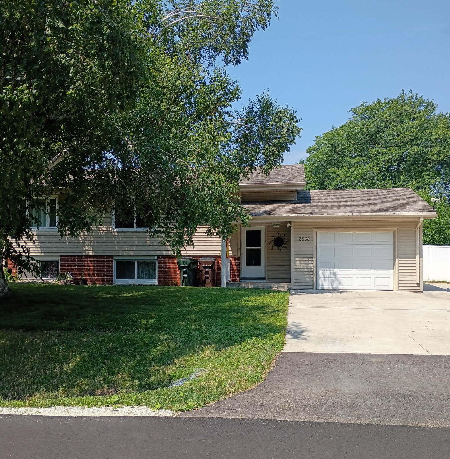 3838 Western Way, Caledonia