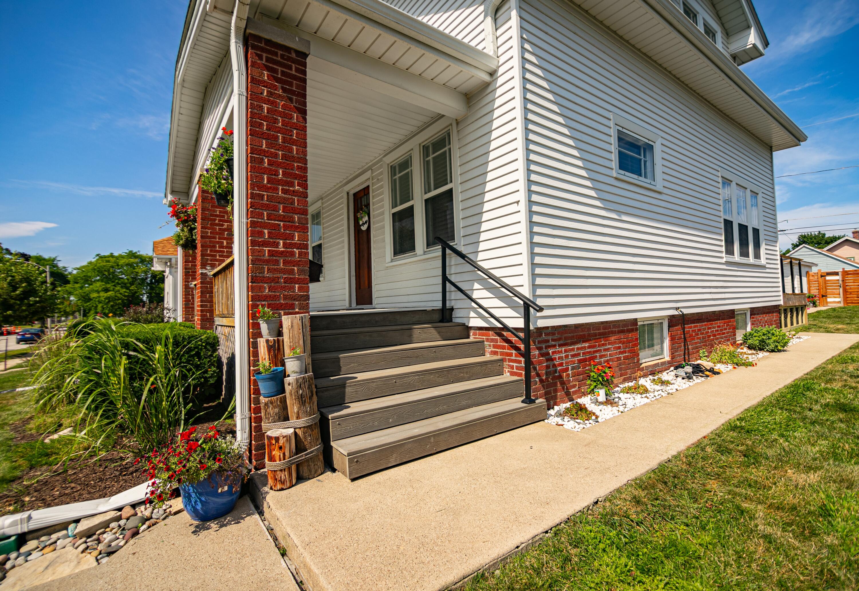 1931 Quincy Ave, Racine