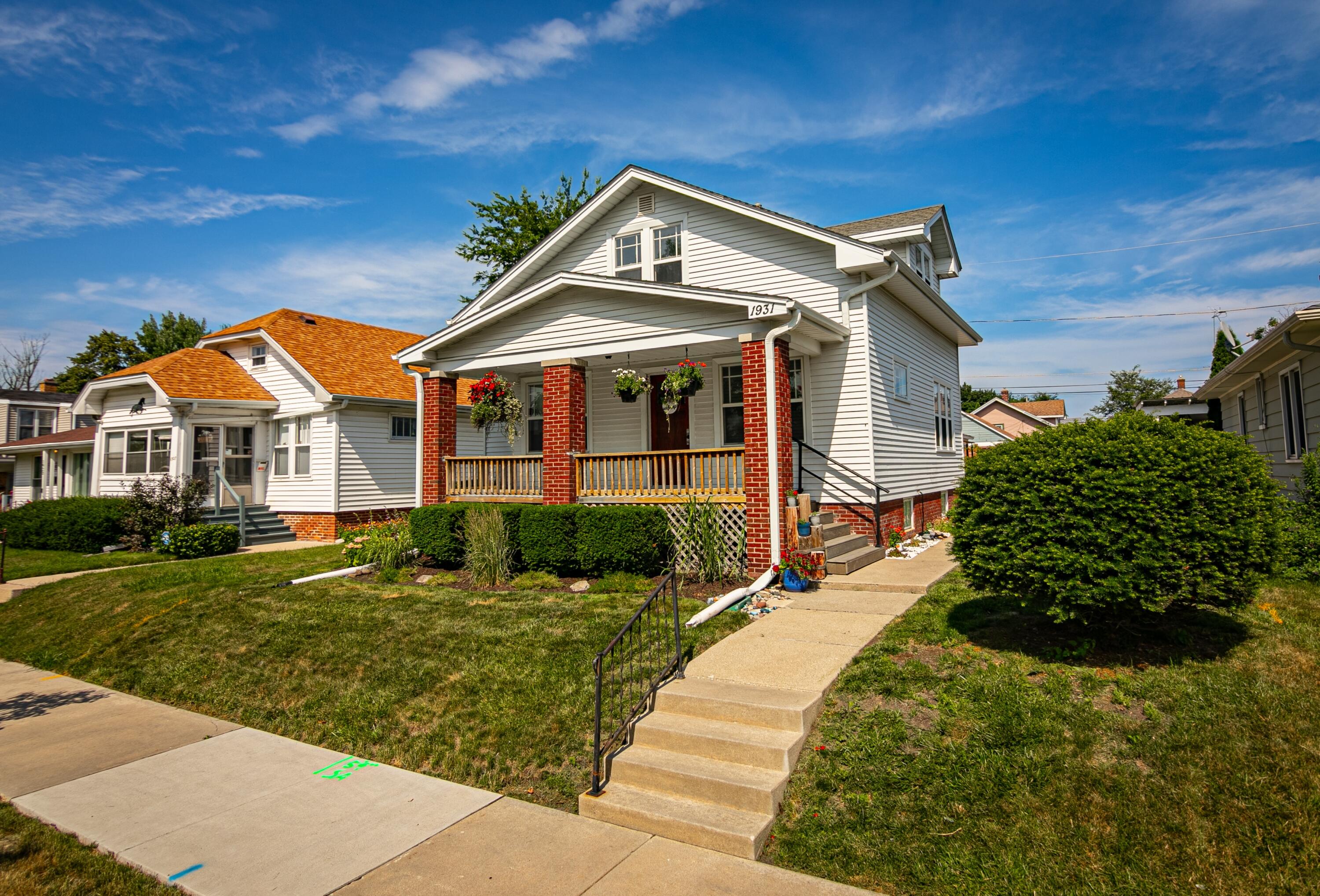 1931 Quincy Ave, Racine