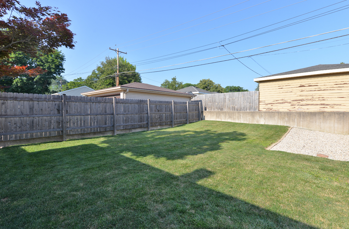 65 Virginia St, Racine