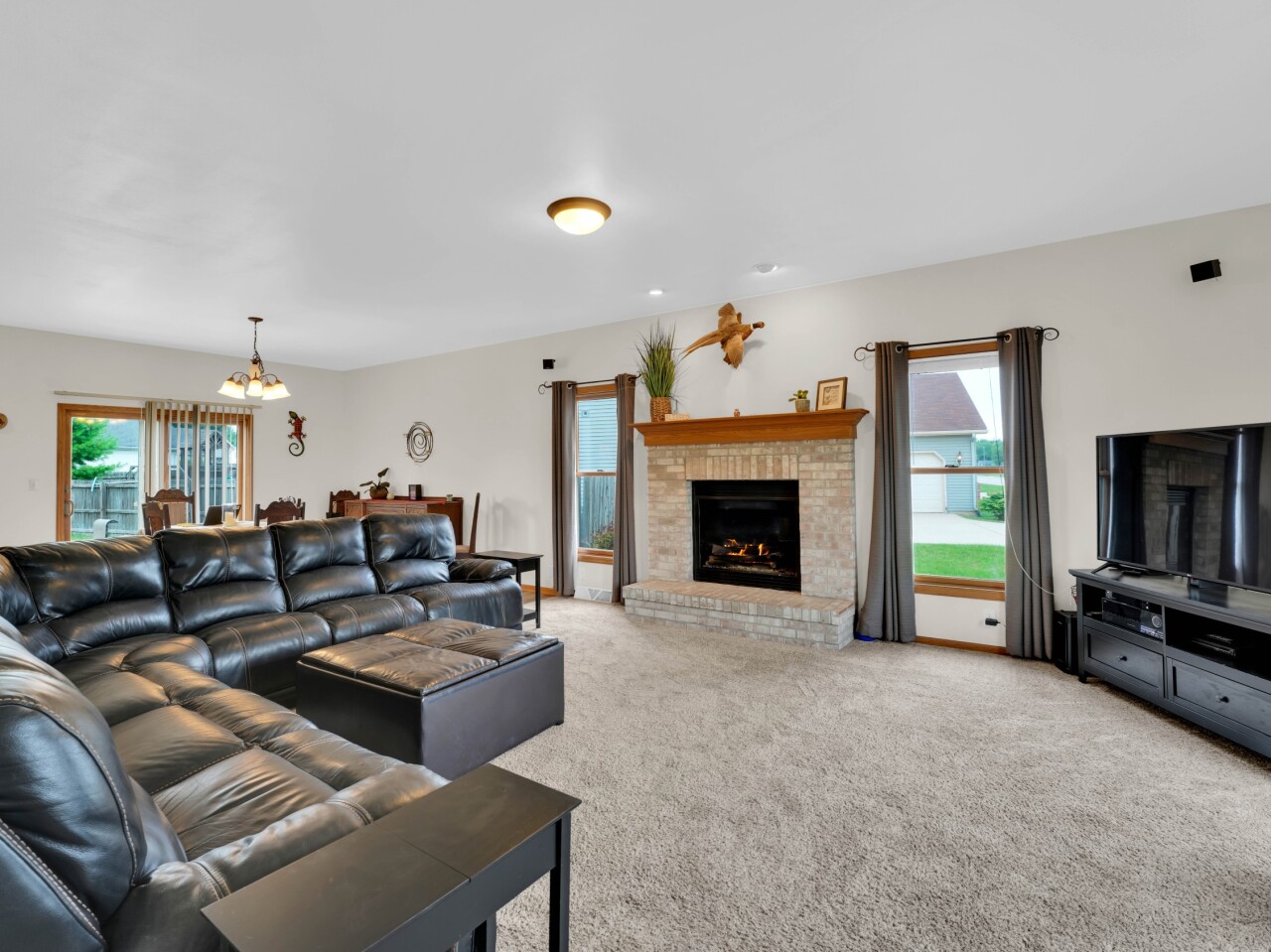 2748 Deer Creek Dr, Mount Pleasant