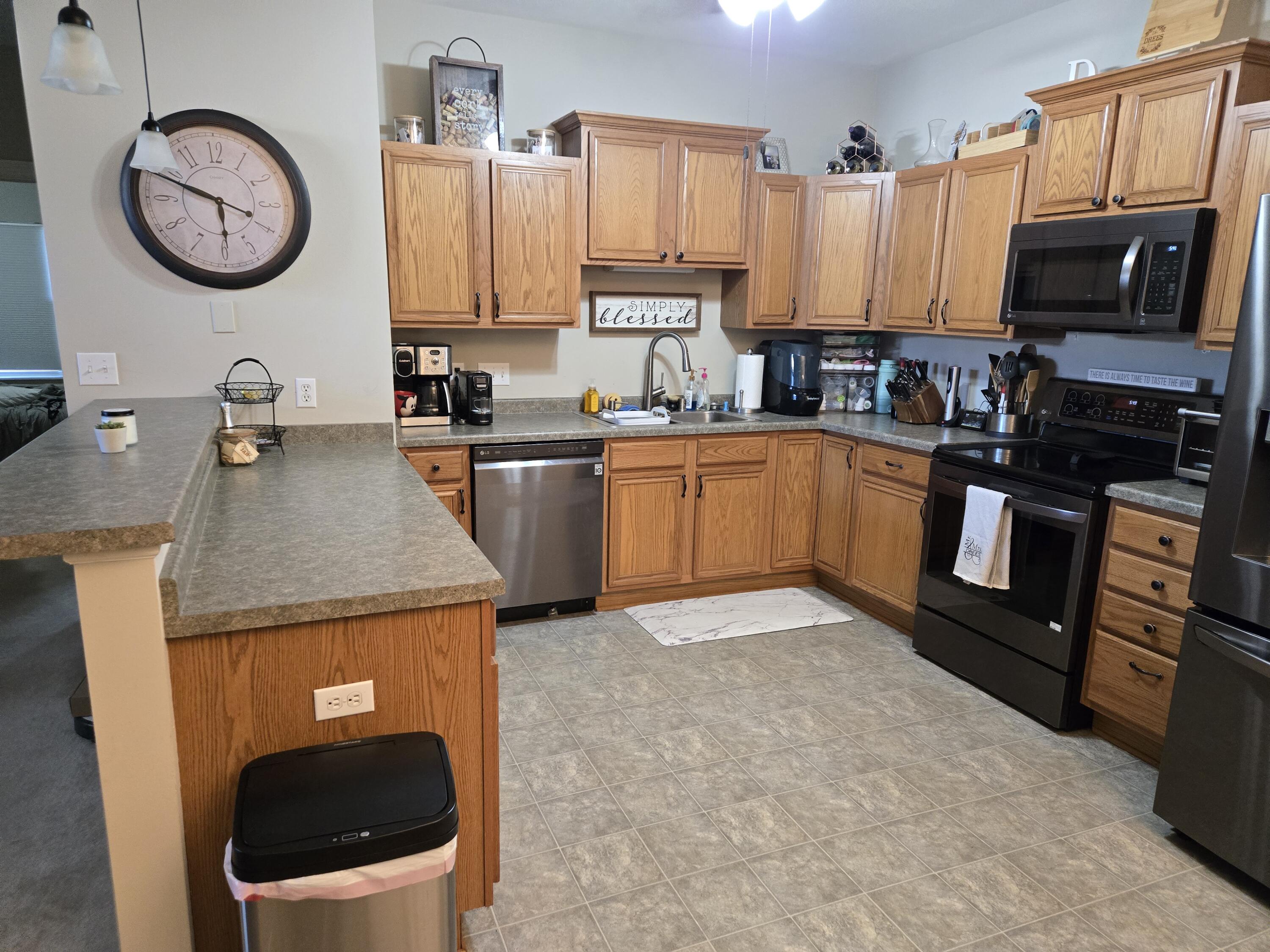 1137 Hastings Ct, 101, Mount Pleasant