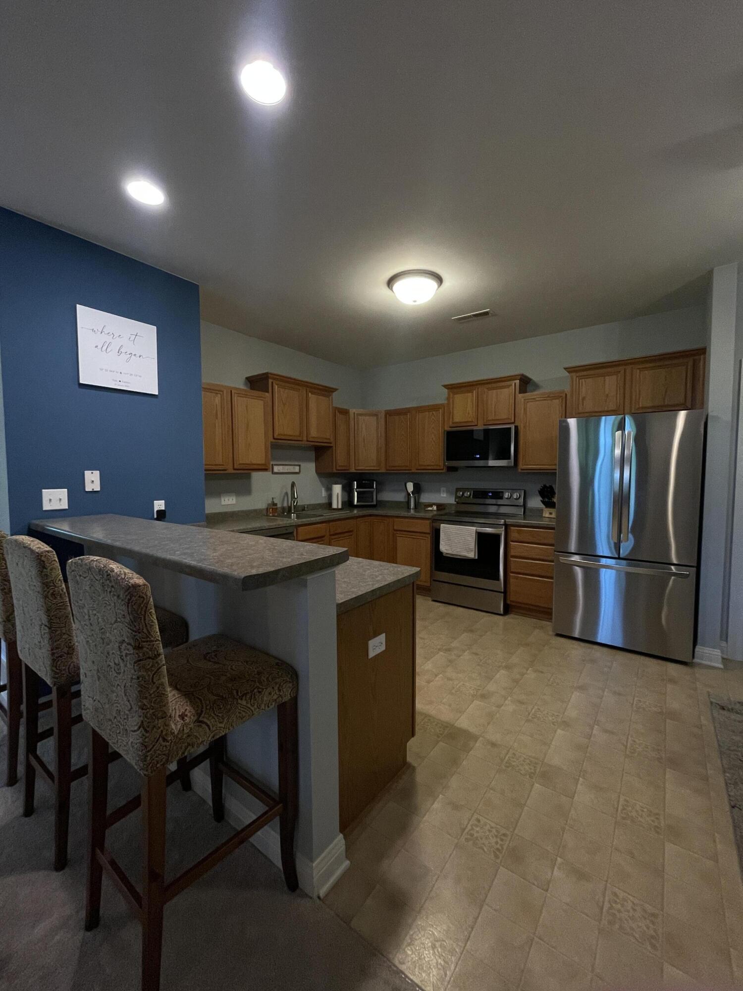 1015 Stratford Ct, 101, Mount Pleasant