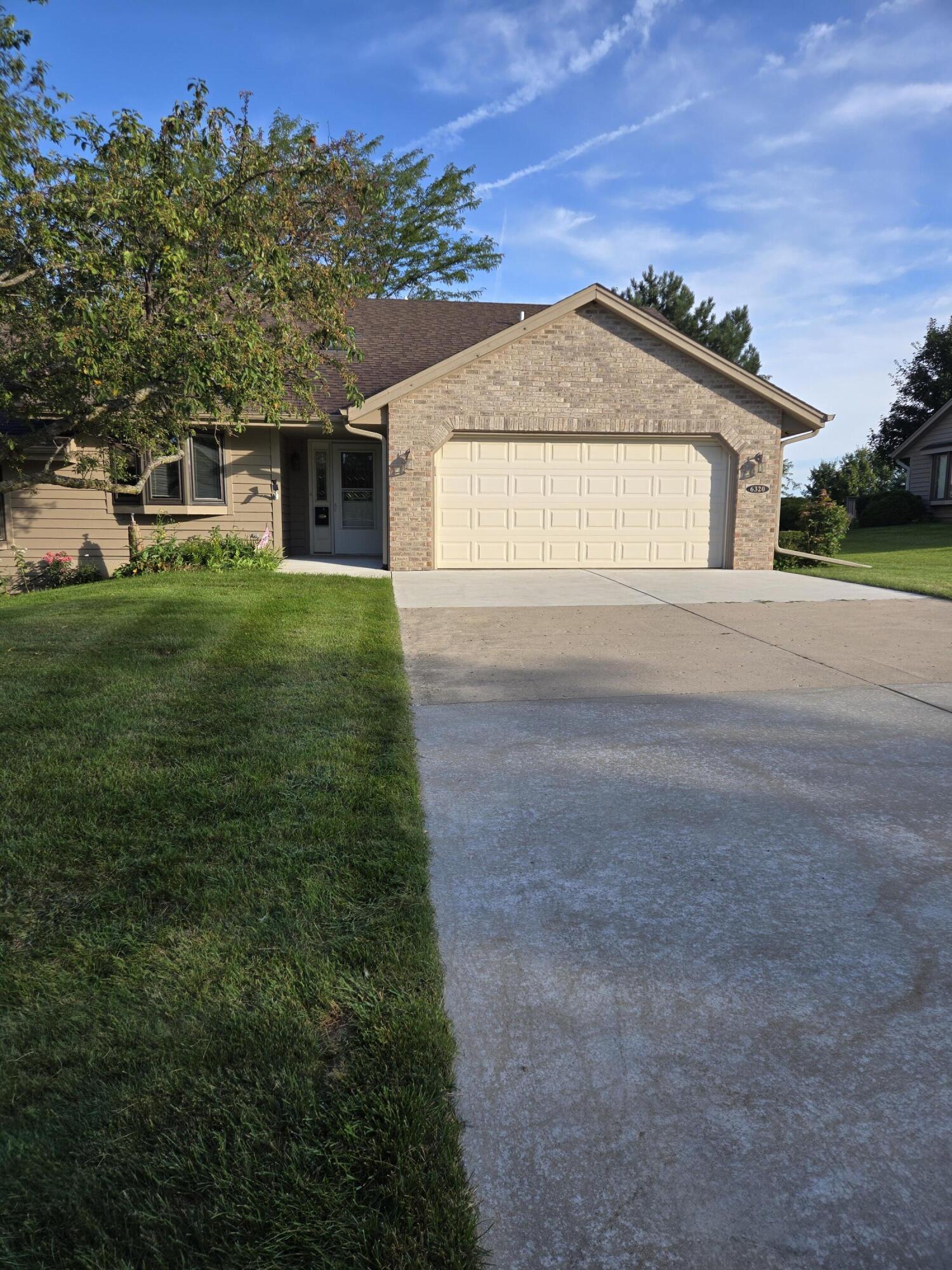 6320 Hilltop Dr, Mount Pleasant