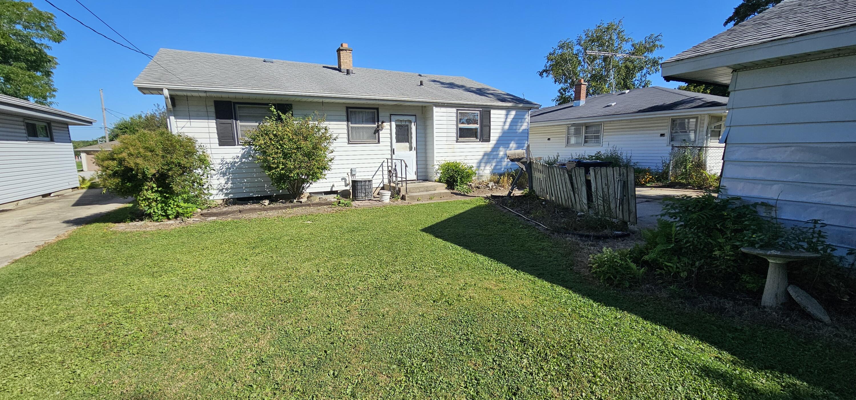 3305 Conrad Dr, Racine