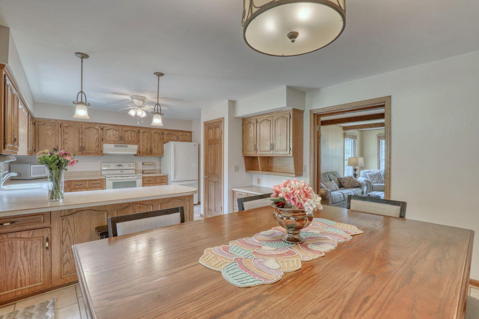 3620 Fenceline Rd, Caledonia