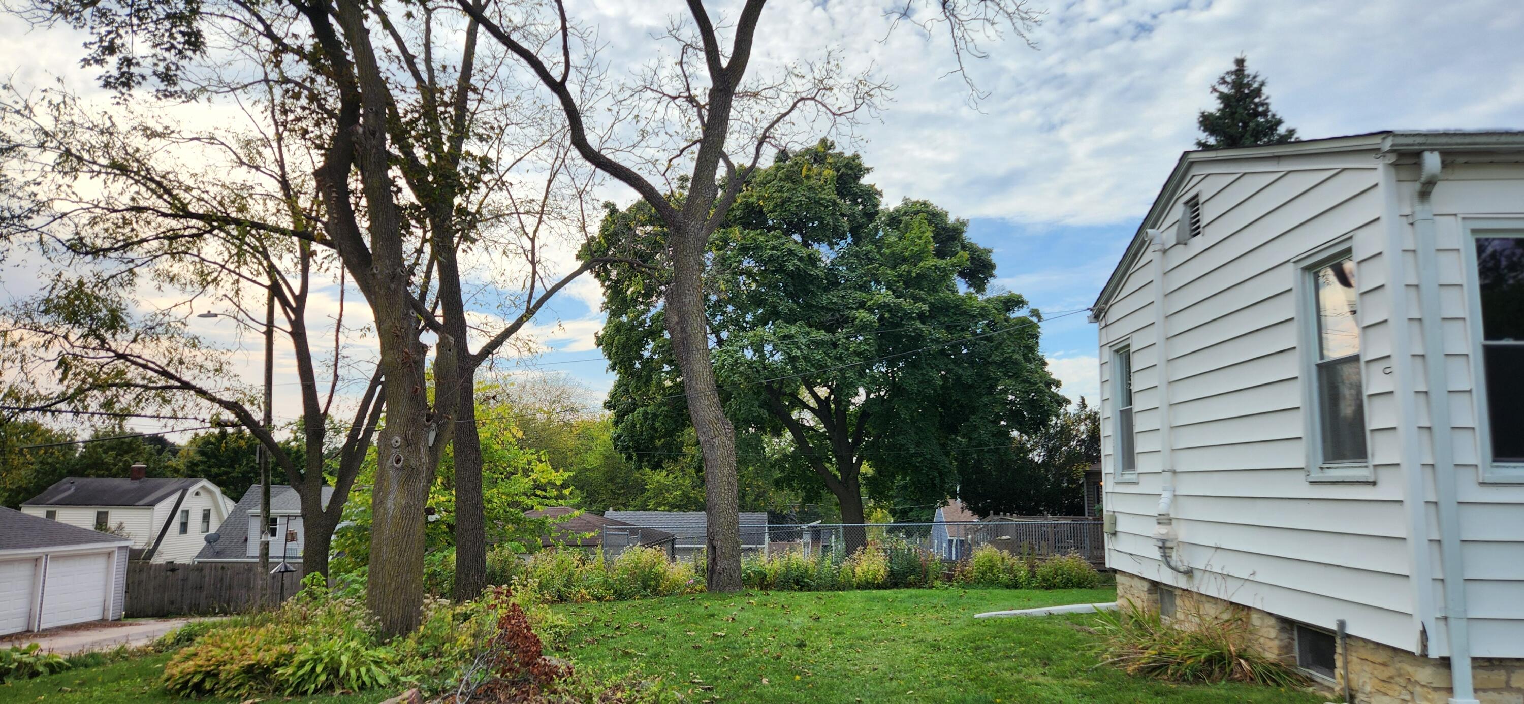 1021 Arcadian Ave, Waukesha