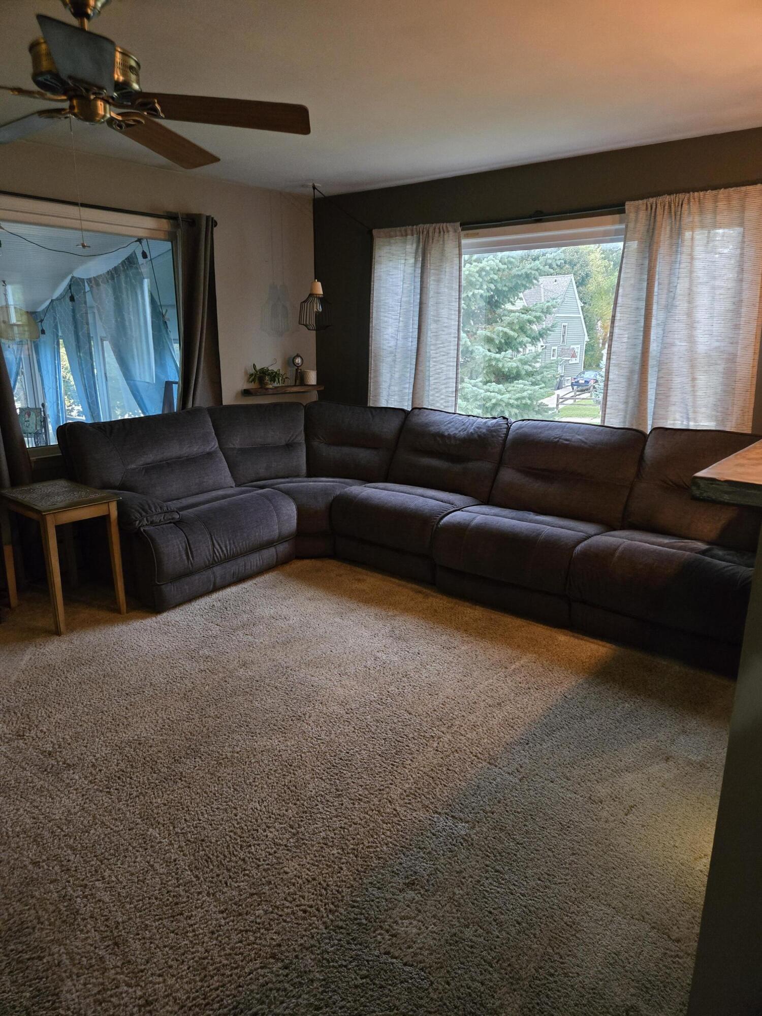 1021 Arcadian Ave, Waukesha