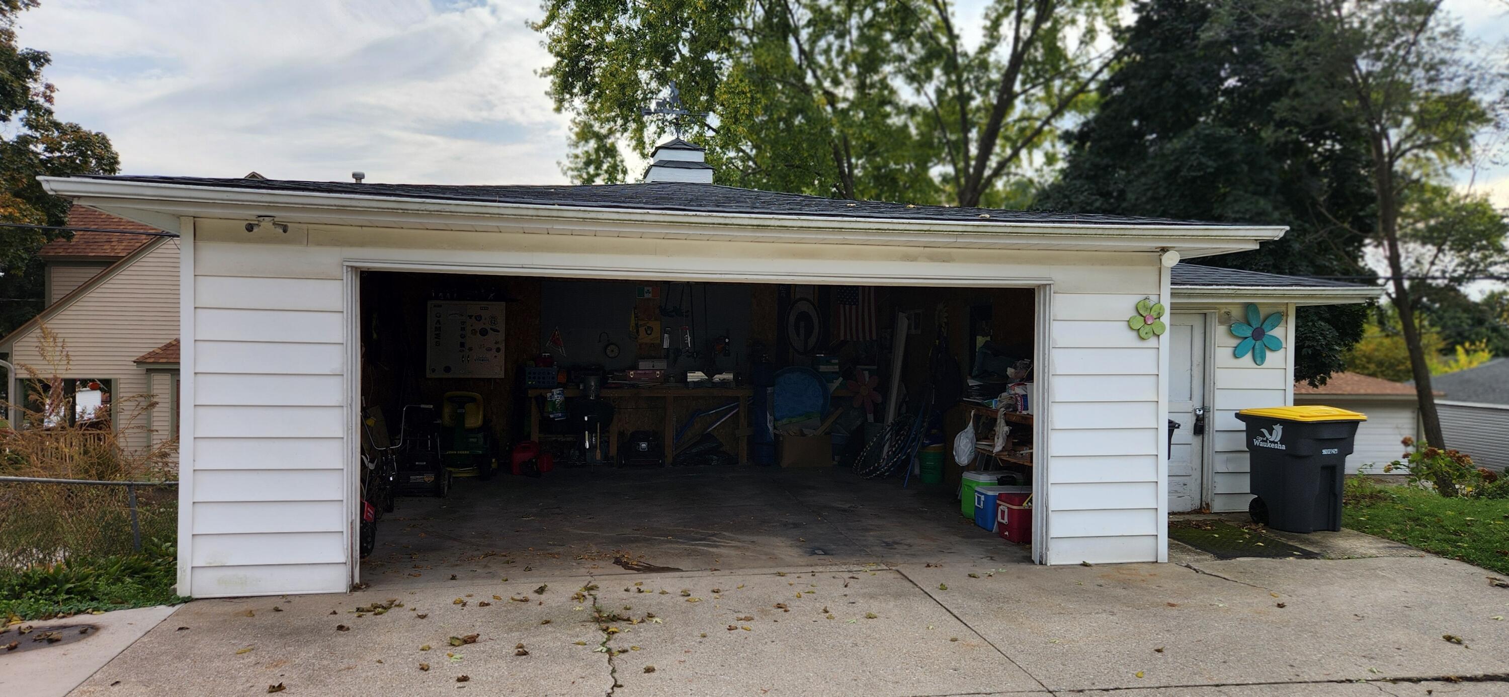 1021 Arcadian Ave, Waukesha