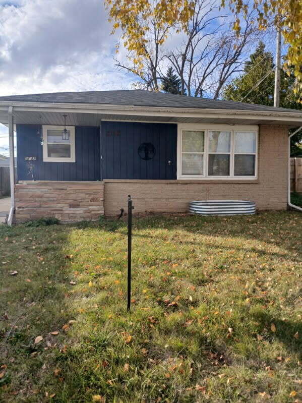 2112 Virginia St, Racine