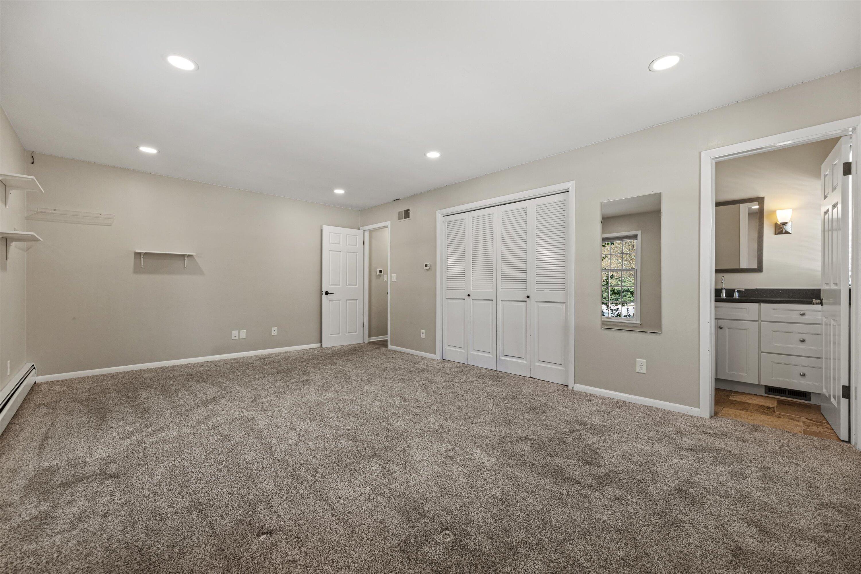5340 Wind Point Rd, Wind Point