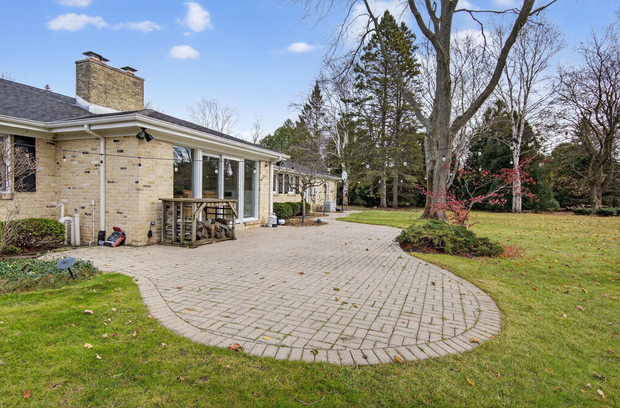 5340 Wind Point Rd, Wind Point