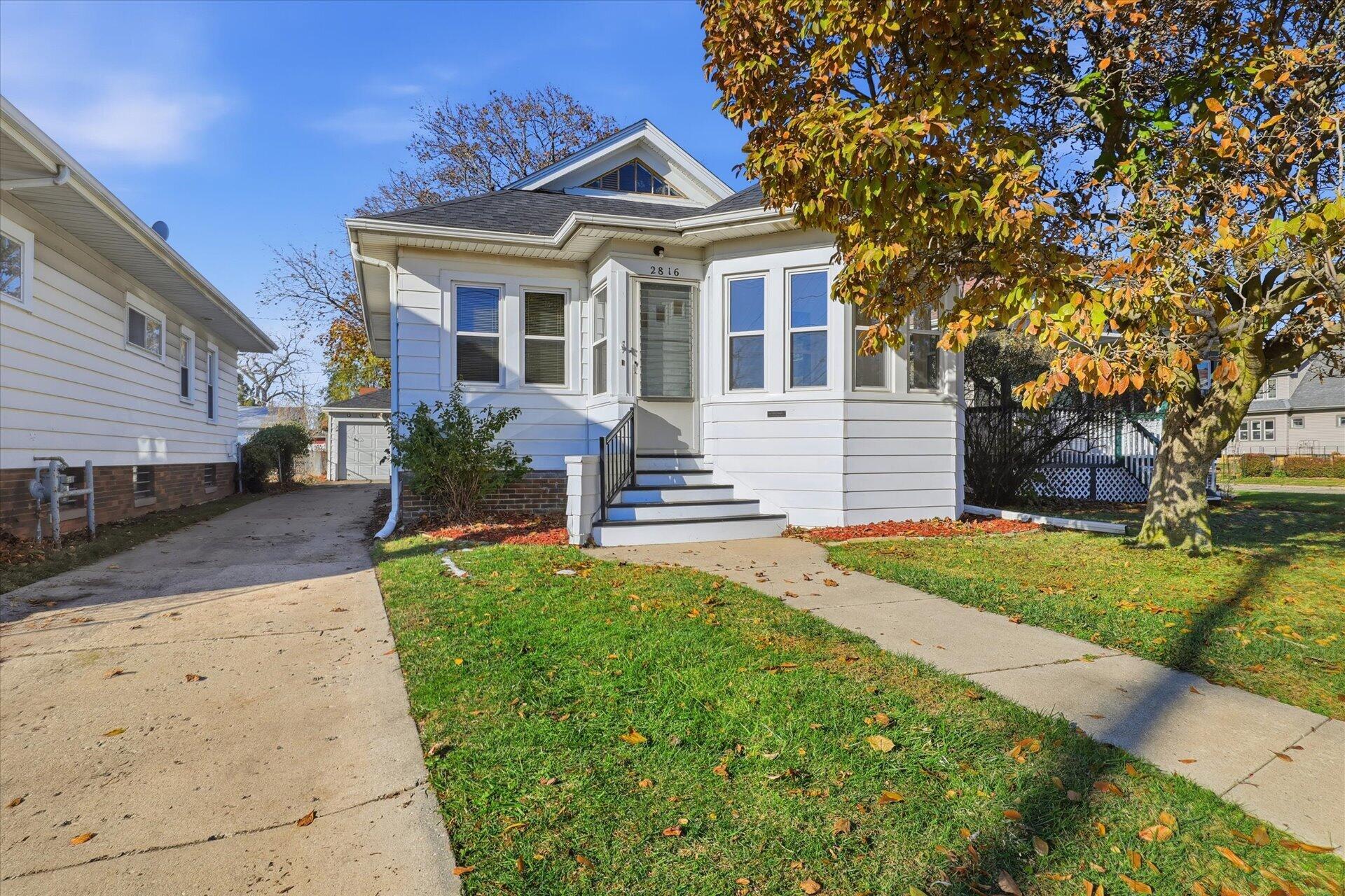 2816 Douglas Ave, Racine