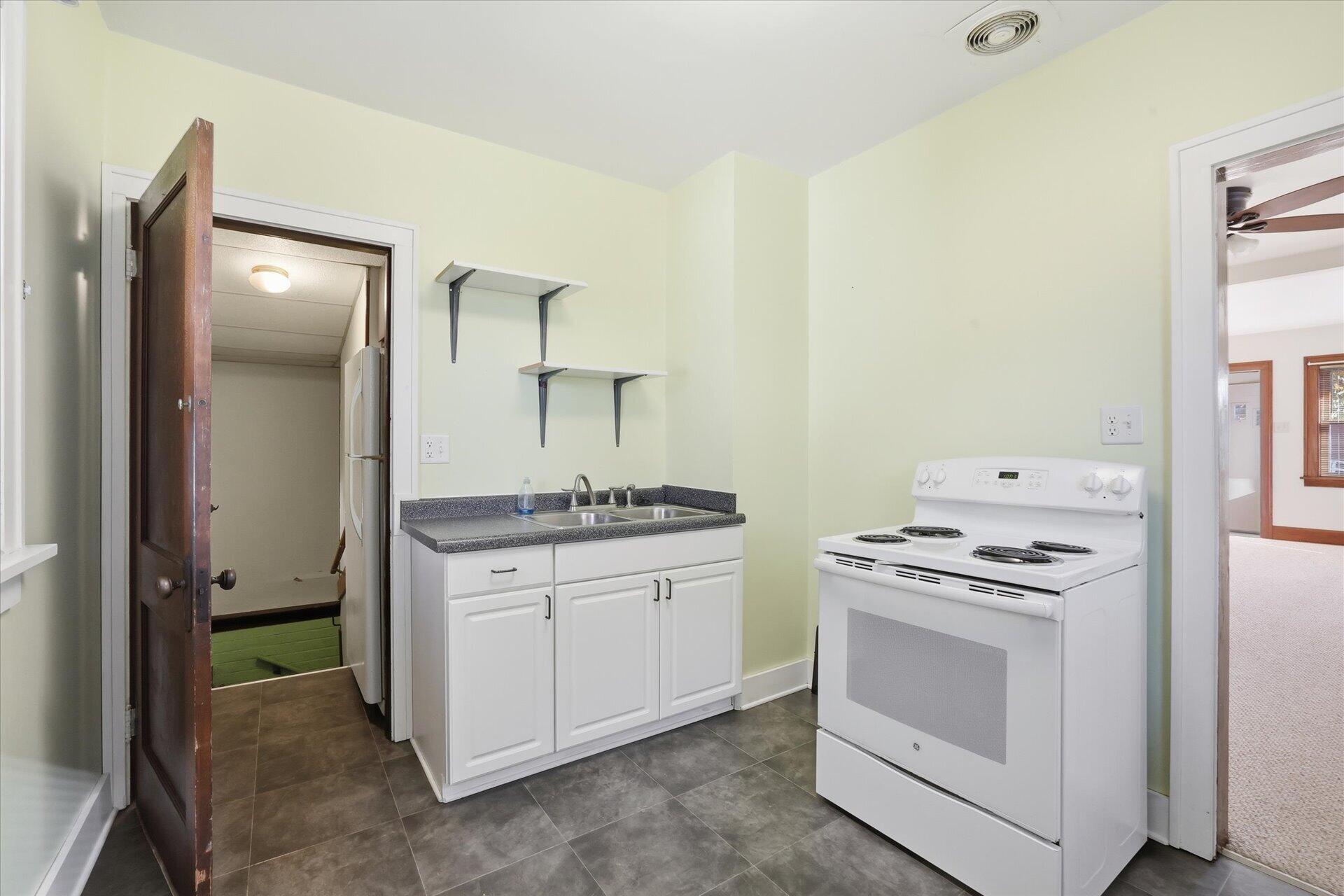 2816 Douglas Ave, Racine