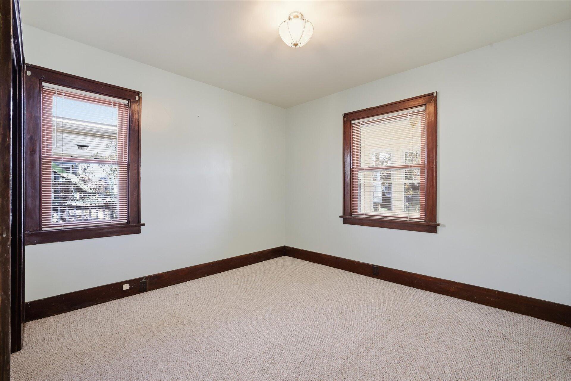 2816 Douglas Ave, Racine