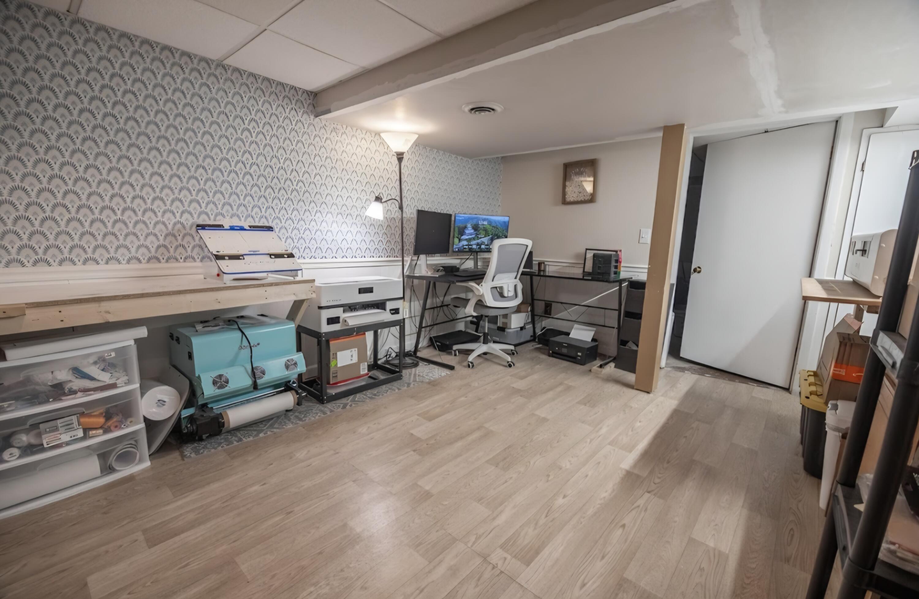 1424 Hickory Way, Racine