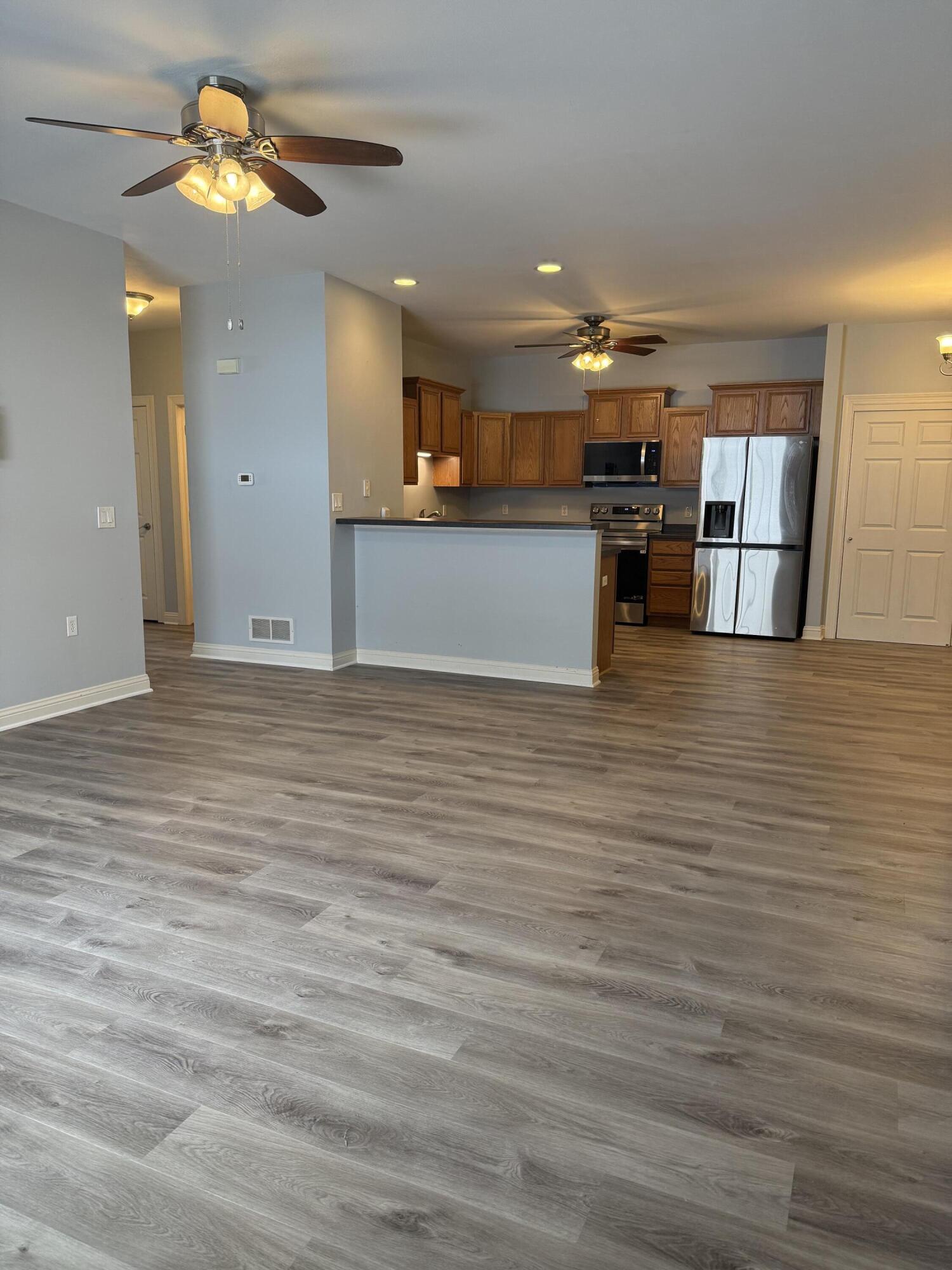 1134 Hastings Ct, 101, Mount Pleasant