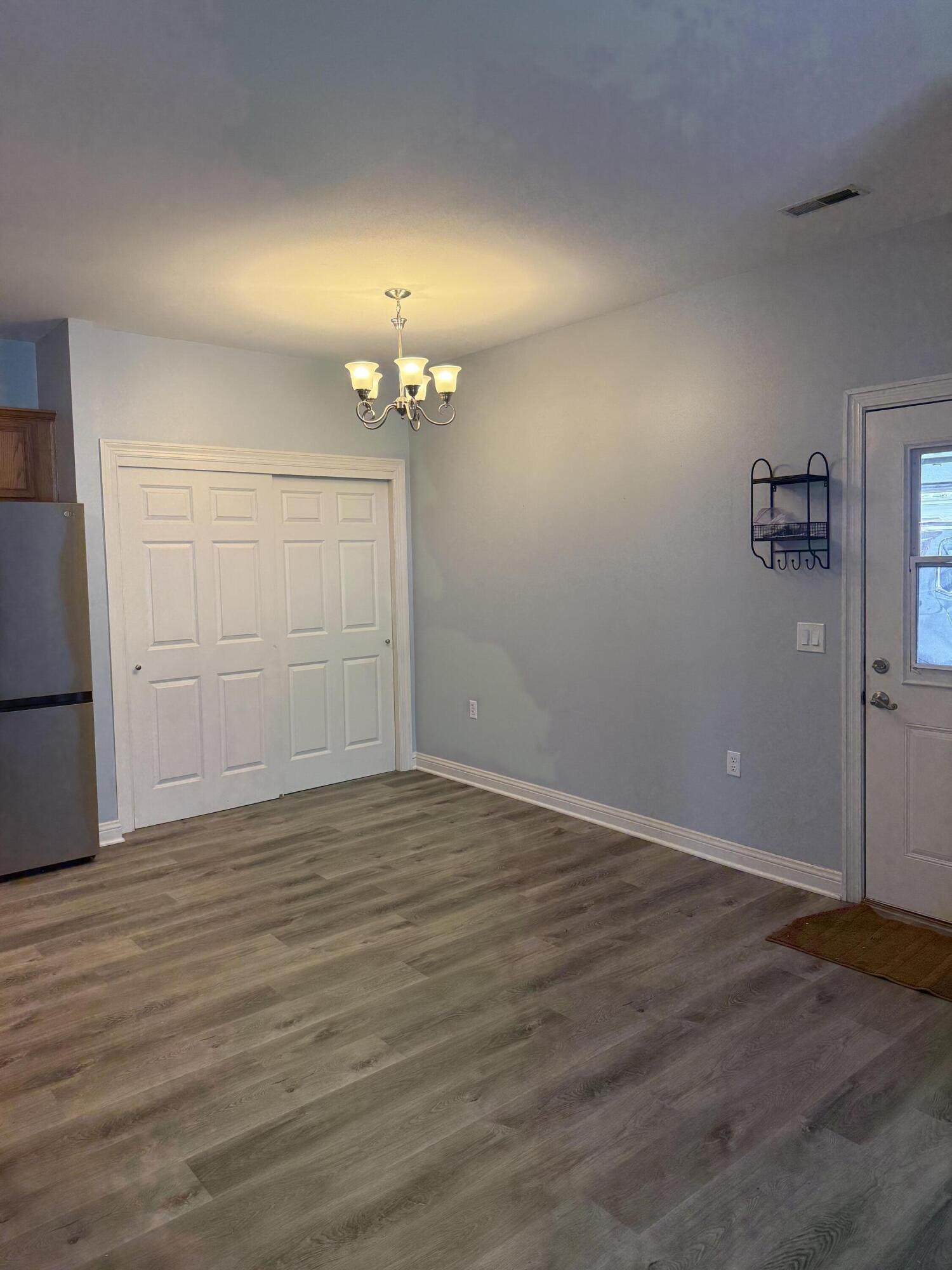 1134 Hastings Ct, 101, Mount Pleasant