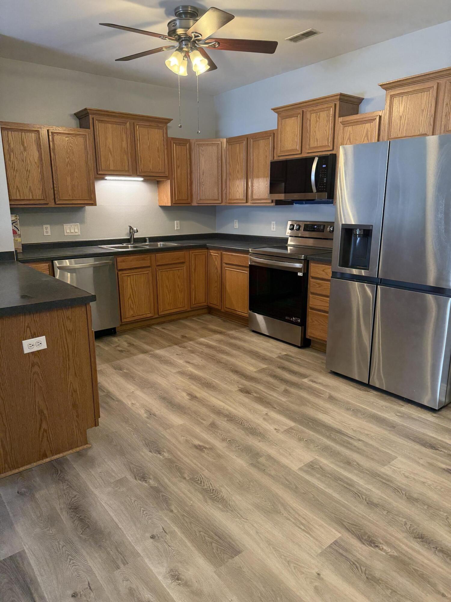 1134 Hastings Ct, 101, Mount Pleasant