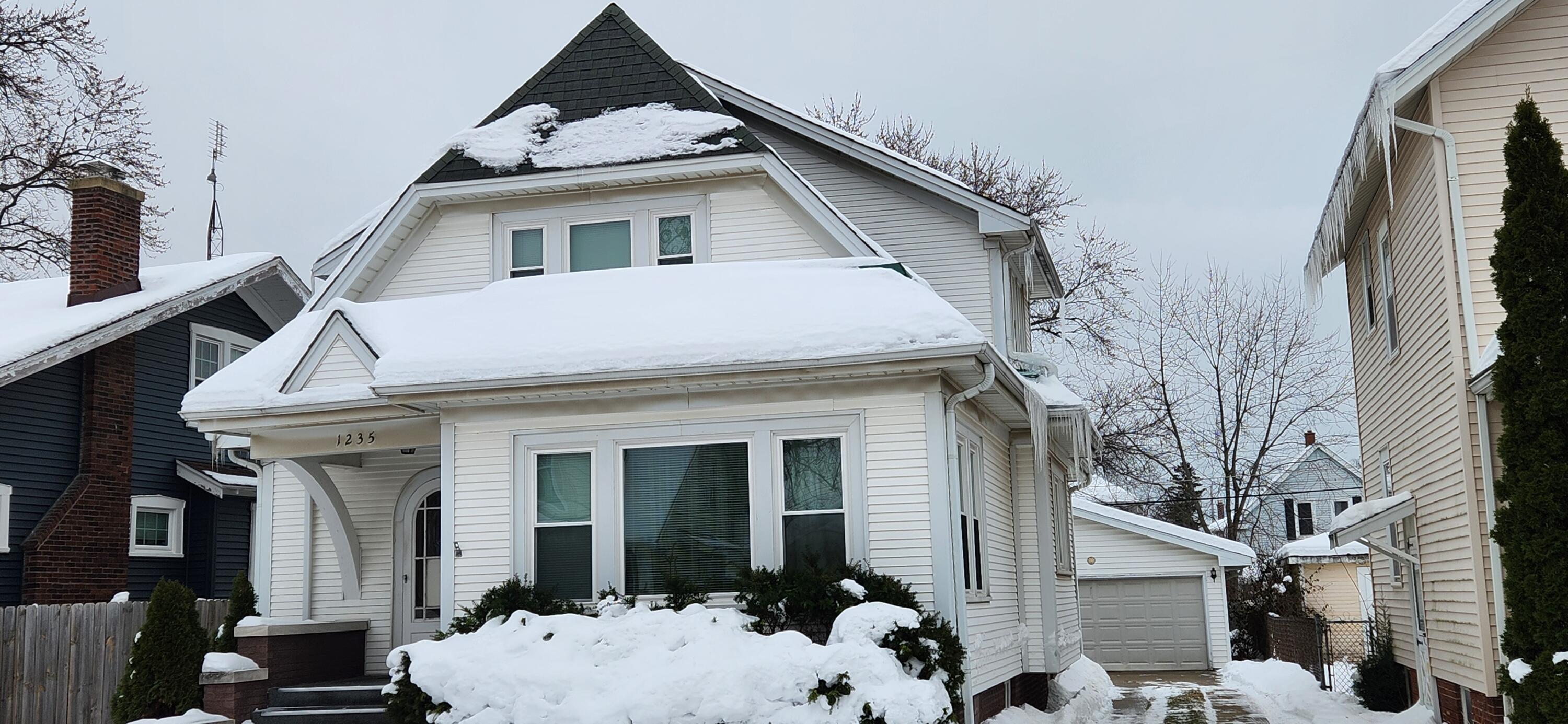 1235 Cleveland Ave, Racine