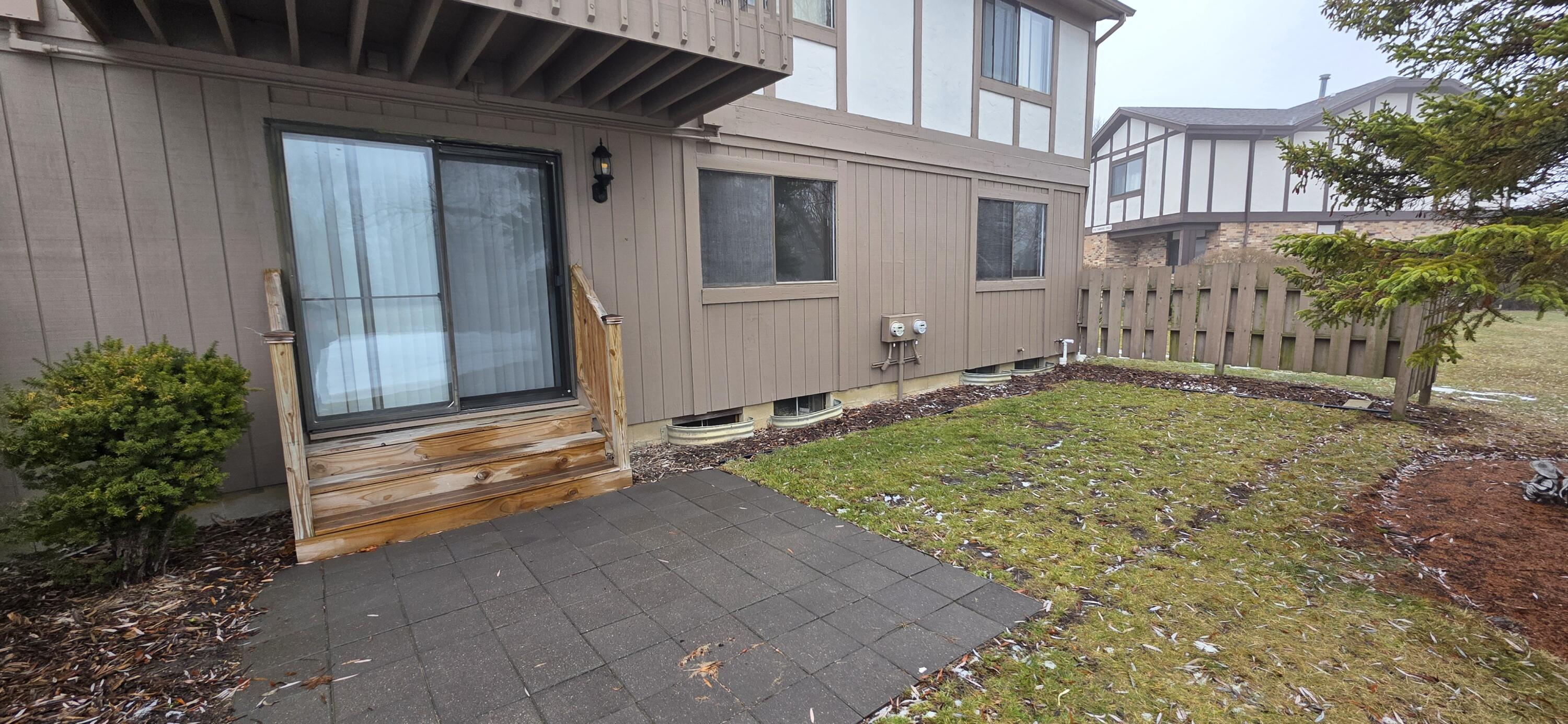 5749 Cambridge Cir, 2, Mount Pleasant