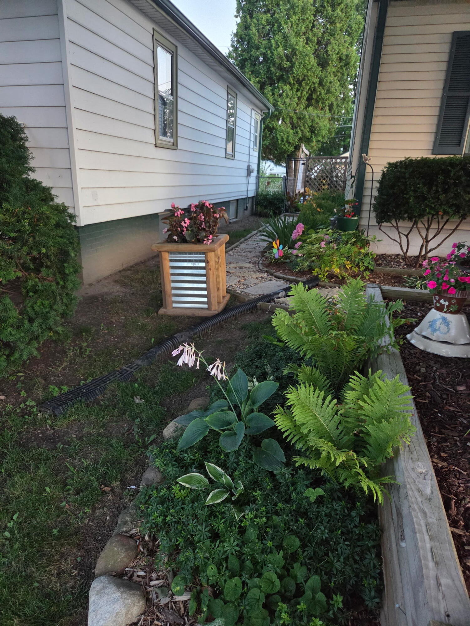 1239 Walton Ave, Racine
