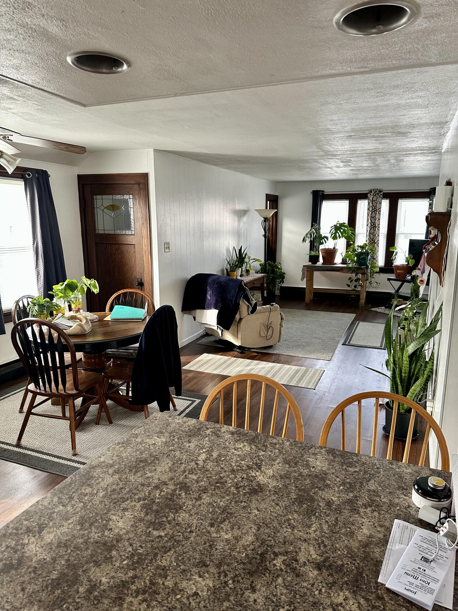 2605 S Chicago Ave, South Milwaukee