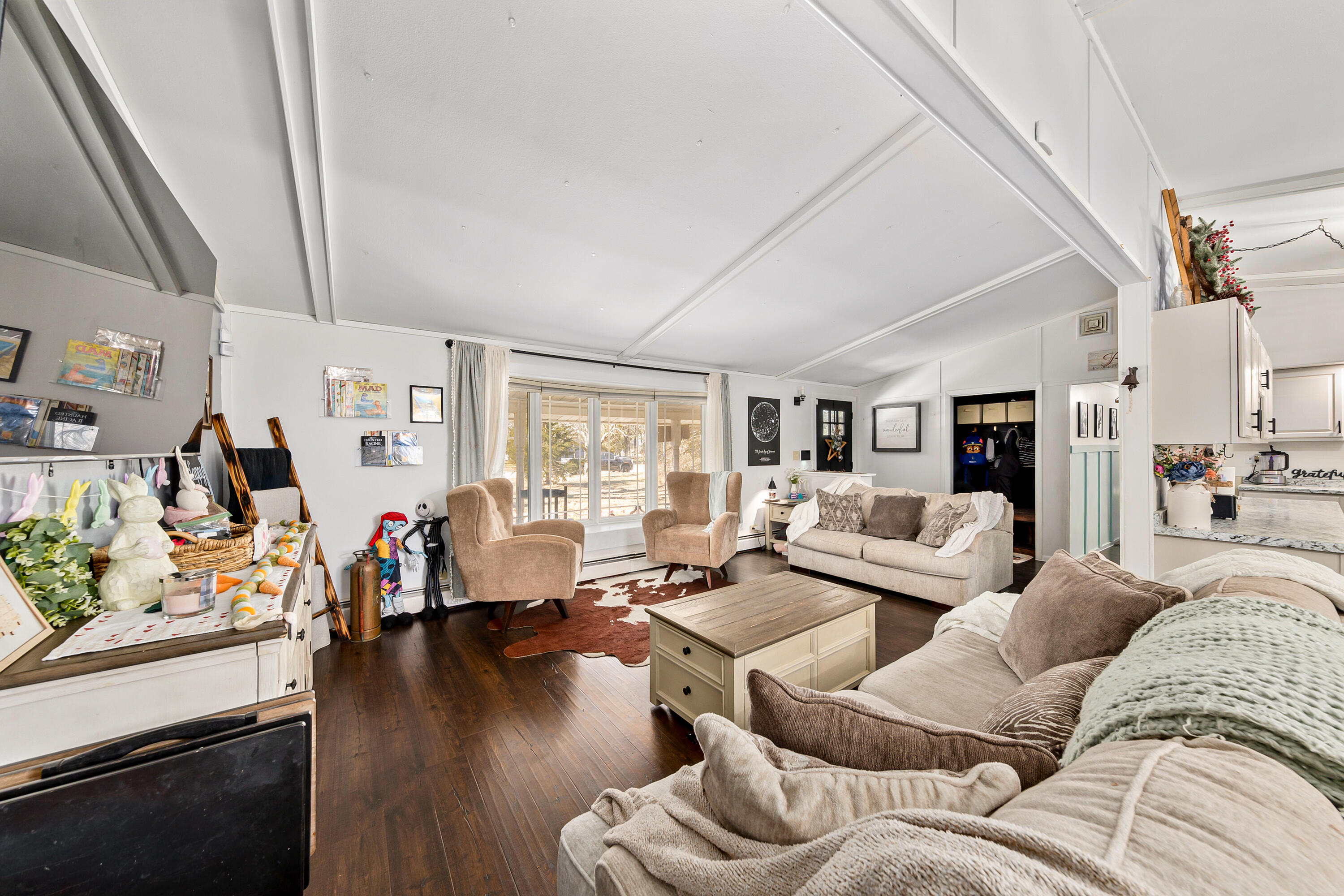 5725 Charles St, Caledonia